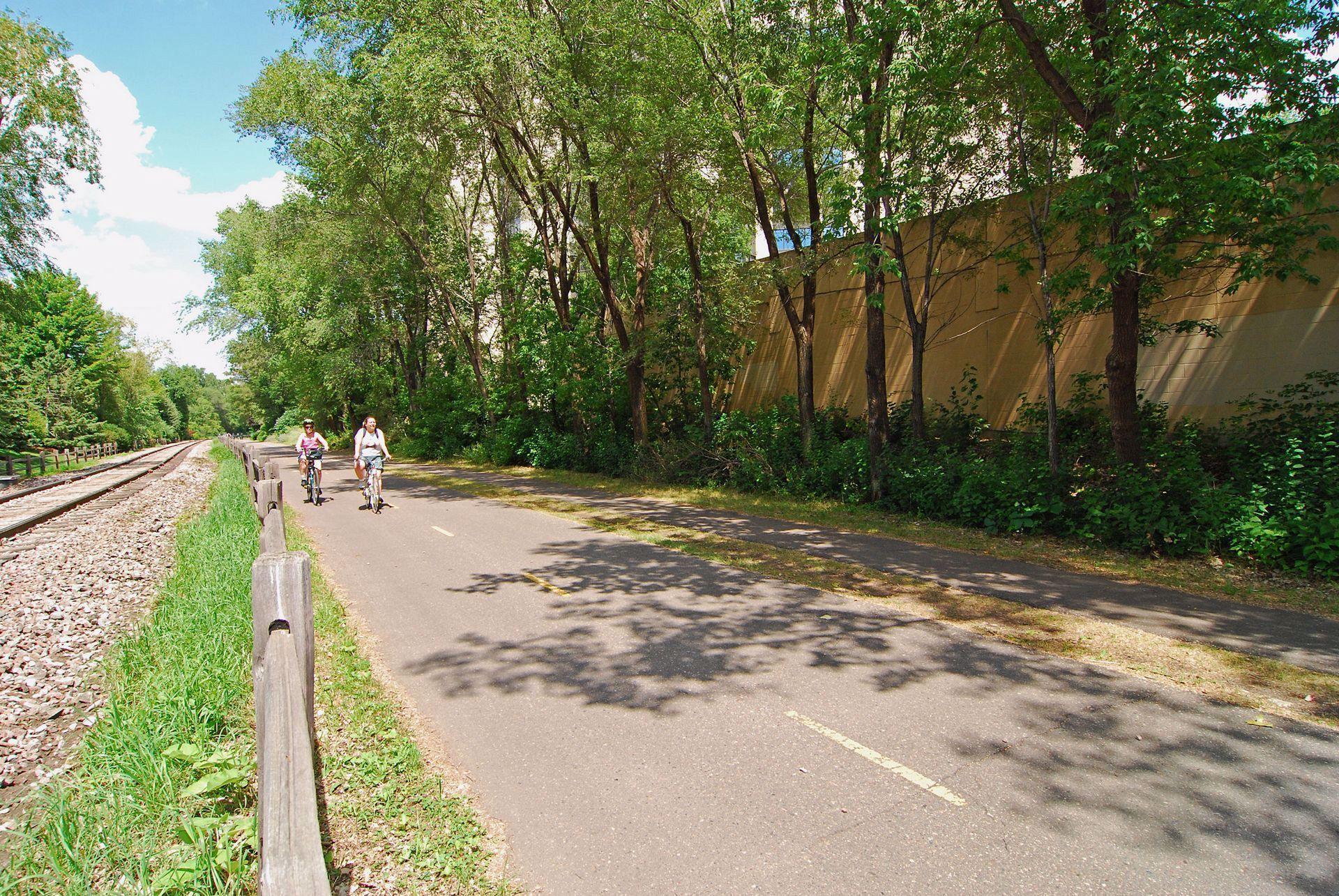 View of Residential at 2937 Harriet Avenue, Minneapolis MN 55408, Minneapolis (49 of 49) - Mike Wilen | Minnesota Team Real Estate