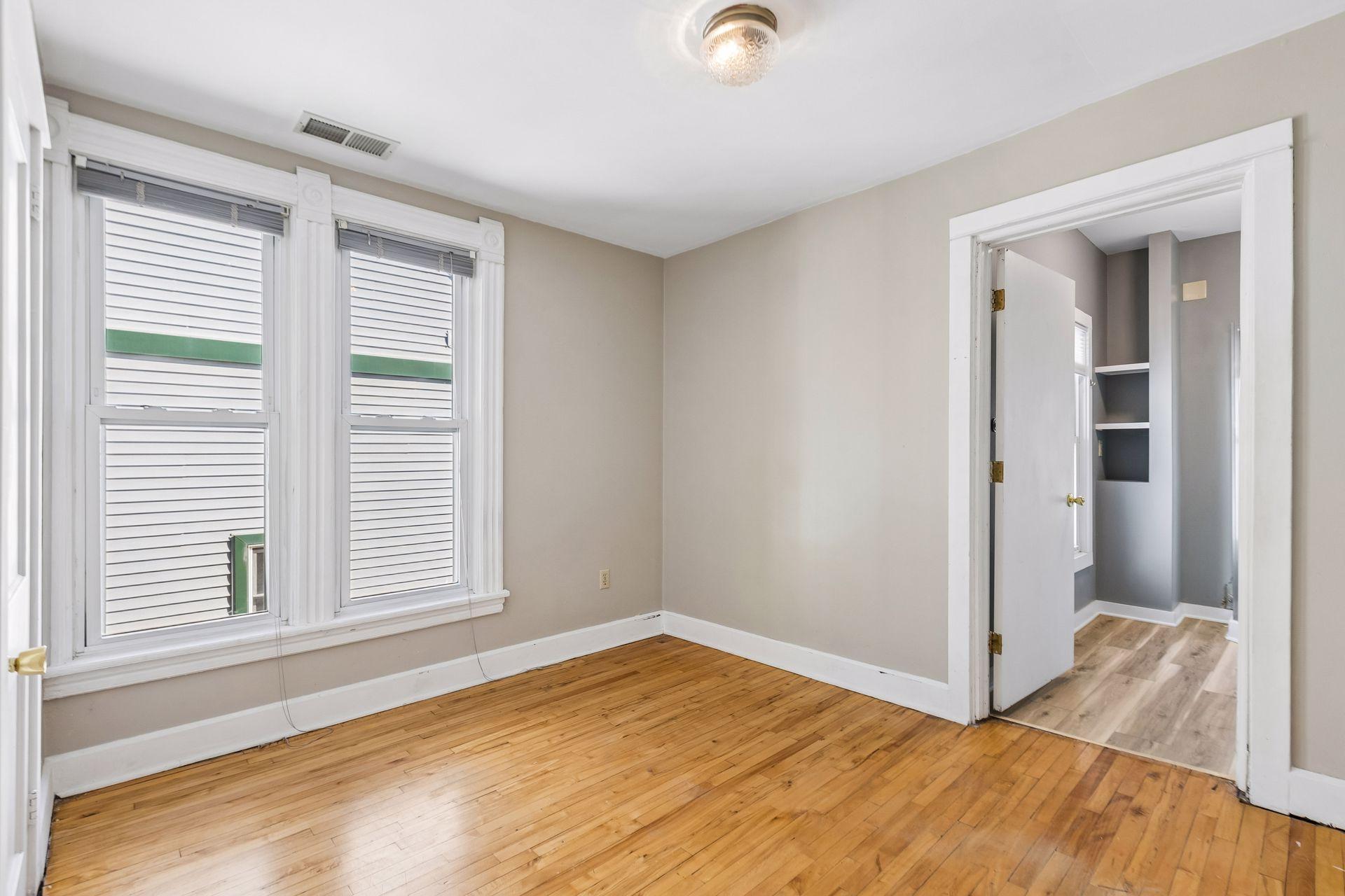 View of Residential at 2937 Harriet Avenue, Minneapolis MN 55408, Minneapolis (31 of 49) - Mike Wilen | Minnesota Team Real Estate