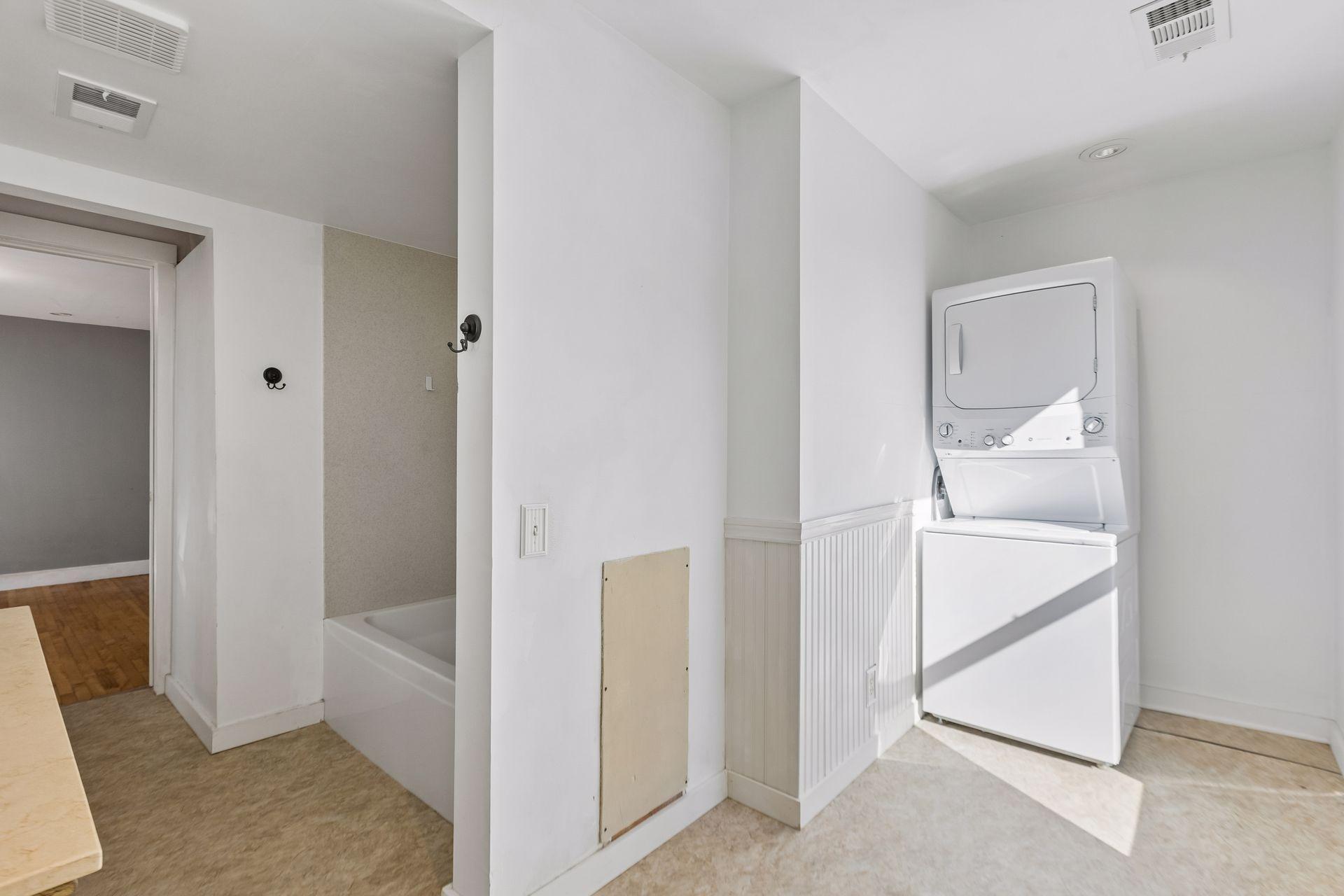 View of Residential at 2937 Harriet Avenue, Minneapolis MN 55408, Minneapolis (27 of 49) - Mike Wilen | Minnesota Team Real Estate