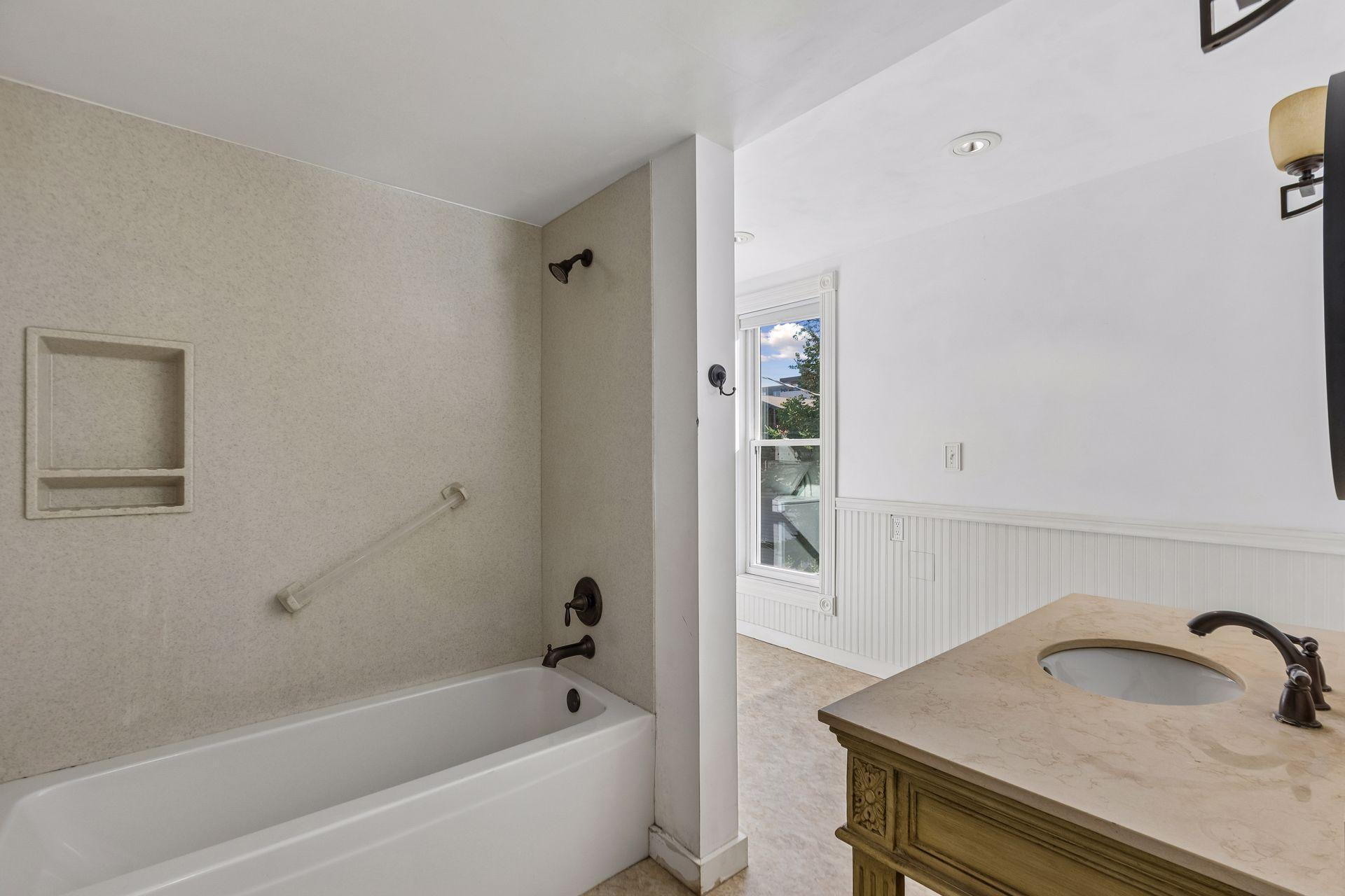 View of Residential at 2937 Harriet Avenue, Minneapolis MN 55408, Minneapolis (26 of 49) - Mike Wilen | Minnesota Team Real Estate