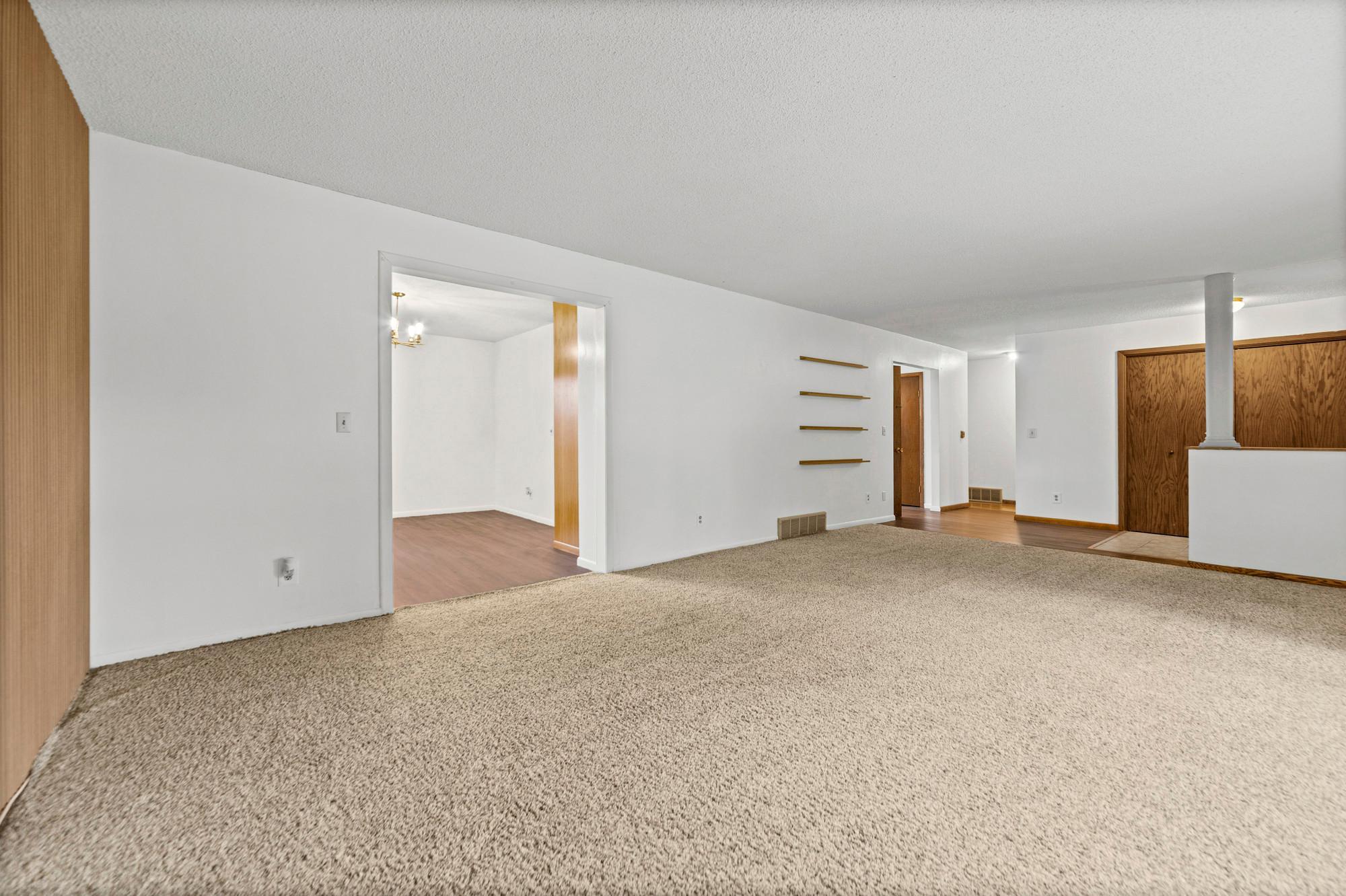 View of Residential at 12916 1st Avenue, Burnsville MN 55337, Burnsville (7 of 64) - Mike Wilen | Minnesota Team Real Estate
