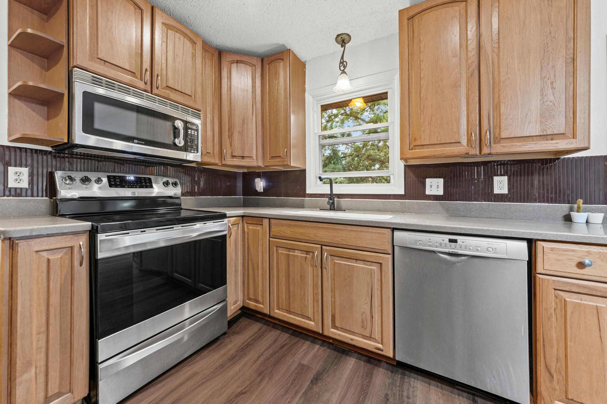 View of Residential at 12916 1st Avenue, Burnsville MN 55337, Burnsville (16 of 64) - Mike Wilen | Minnesota Team Real Estate