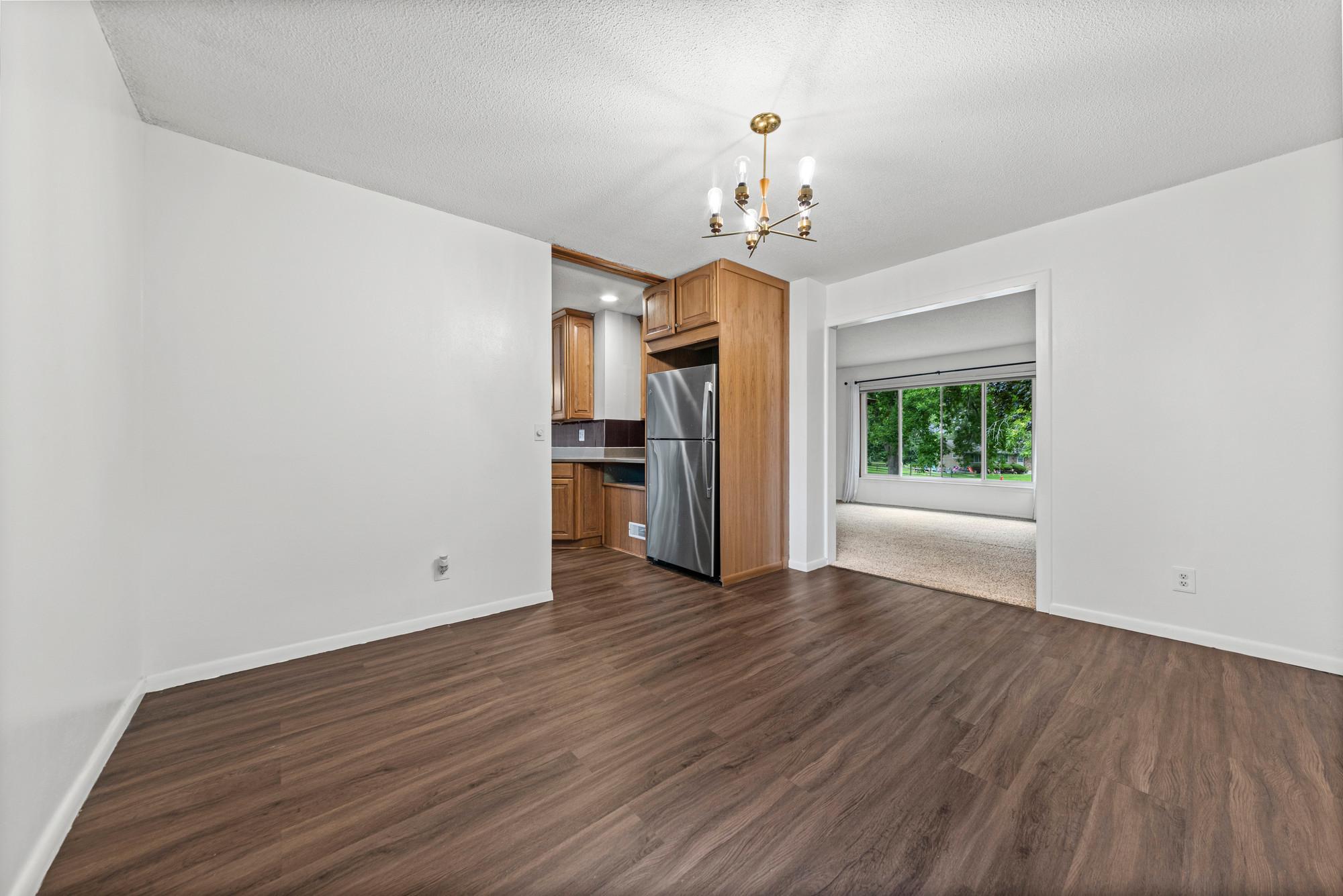 View of Residential at 12916 1st Avenue, Burnsville MN 55337, Burnsville (21 of 64) - Mike Wilen | Minnesota Team Real Estate