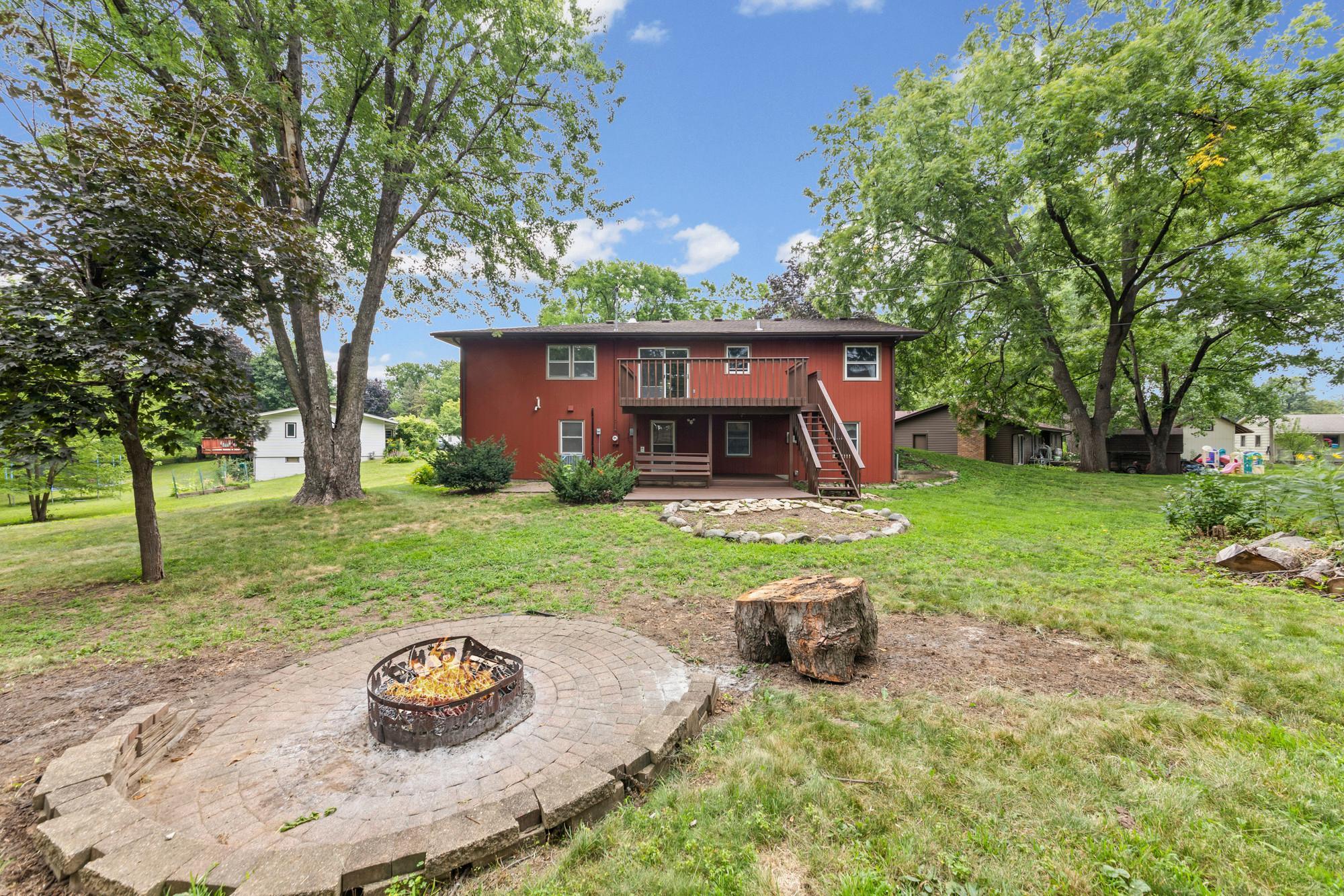 View of Residential at 12916 1st Avenue, Burnsville MN 55337, Burnsville (58 of 64) - Mike Wilen | Minnesota Team Real Estate