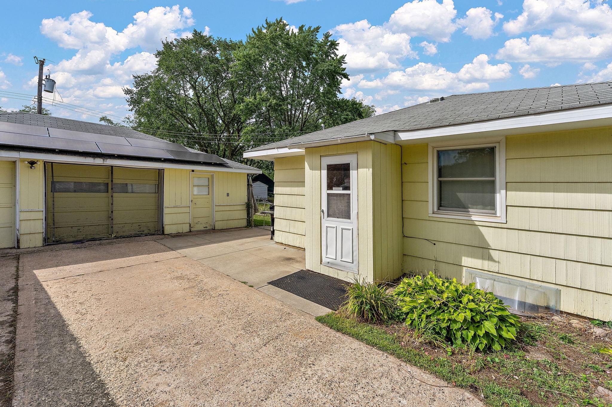 View of Residential at 8820 Greenway Avenue, Cottage Grove MN 55016, Cottage Grove (5 of 27) - Mike Wilen | Minnesota Team Real Estate