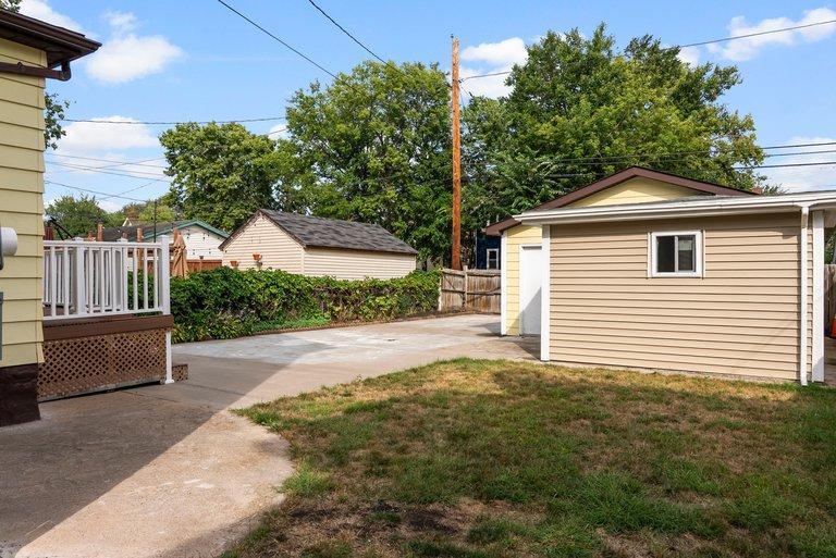 View of Residential at 3529 4th Avenue, Minneapolis MN 55408, Minneapolis (38 of 40) - Mike Wilen | Minnesota Team Real Estate