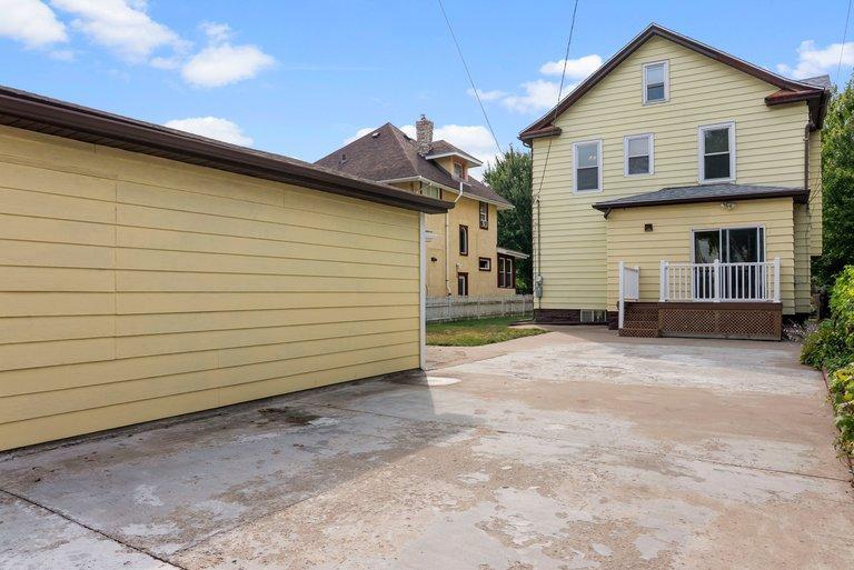 View of Residential at 3529 4th Avenue, Minneapolis MN 55408, Minneapolis (36 of 40) - Mike Wilen | Minnesota Team Real Estate