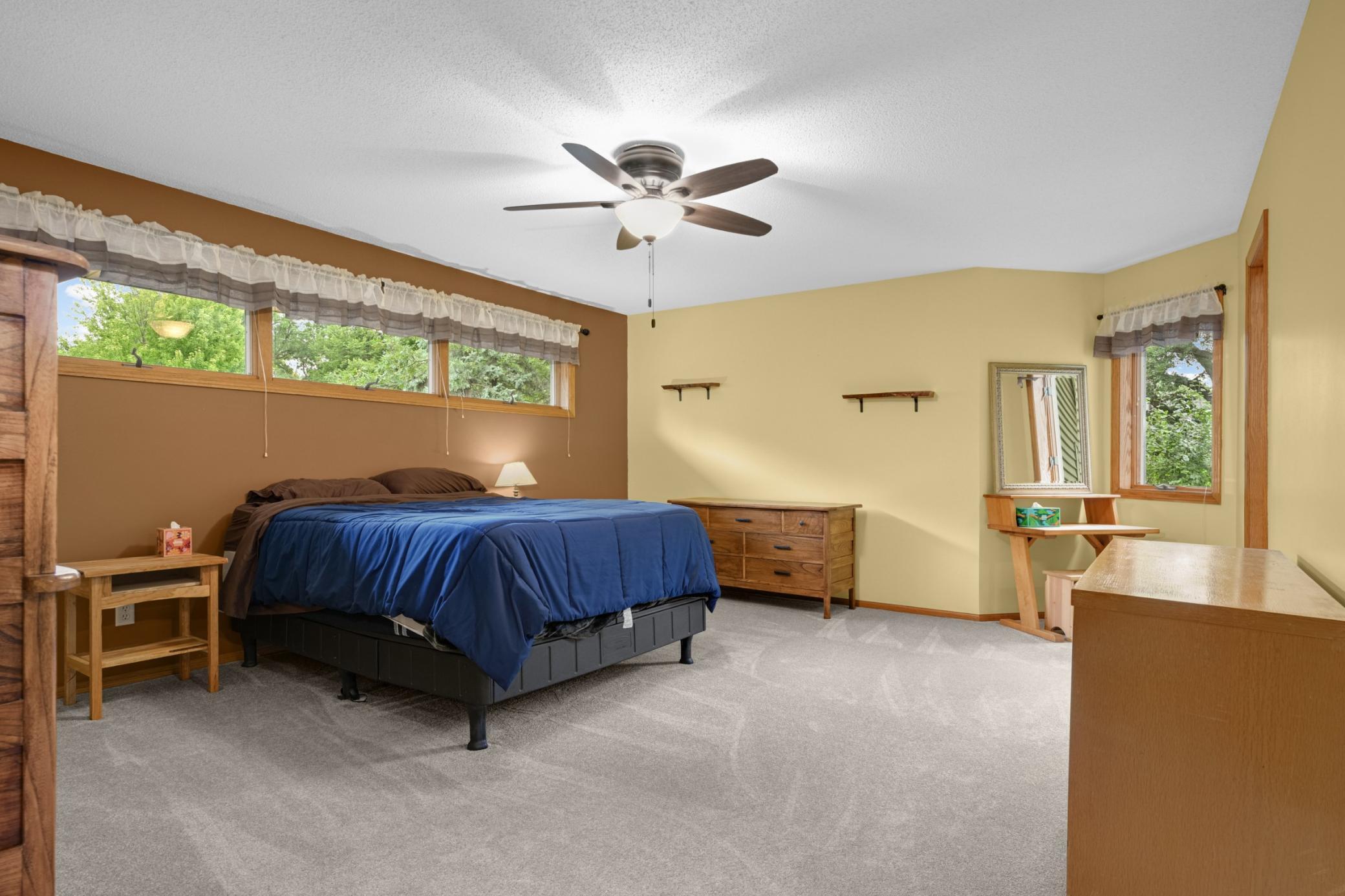 View of Residential at 2152 15th Avenue, North Saint Paul MN 55109, North Saint Paul (23 of 49) - Mike Wilen | Minnesota Team Real Estate
