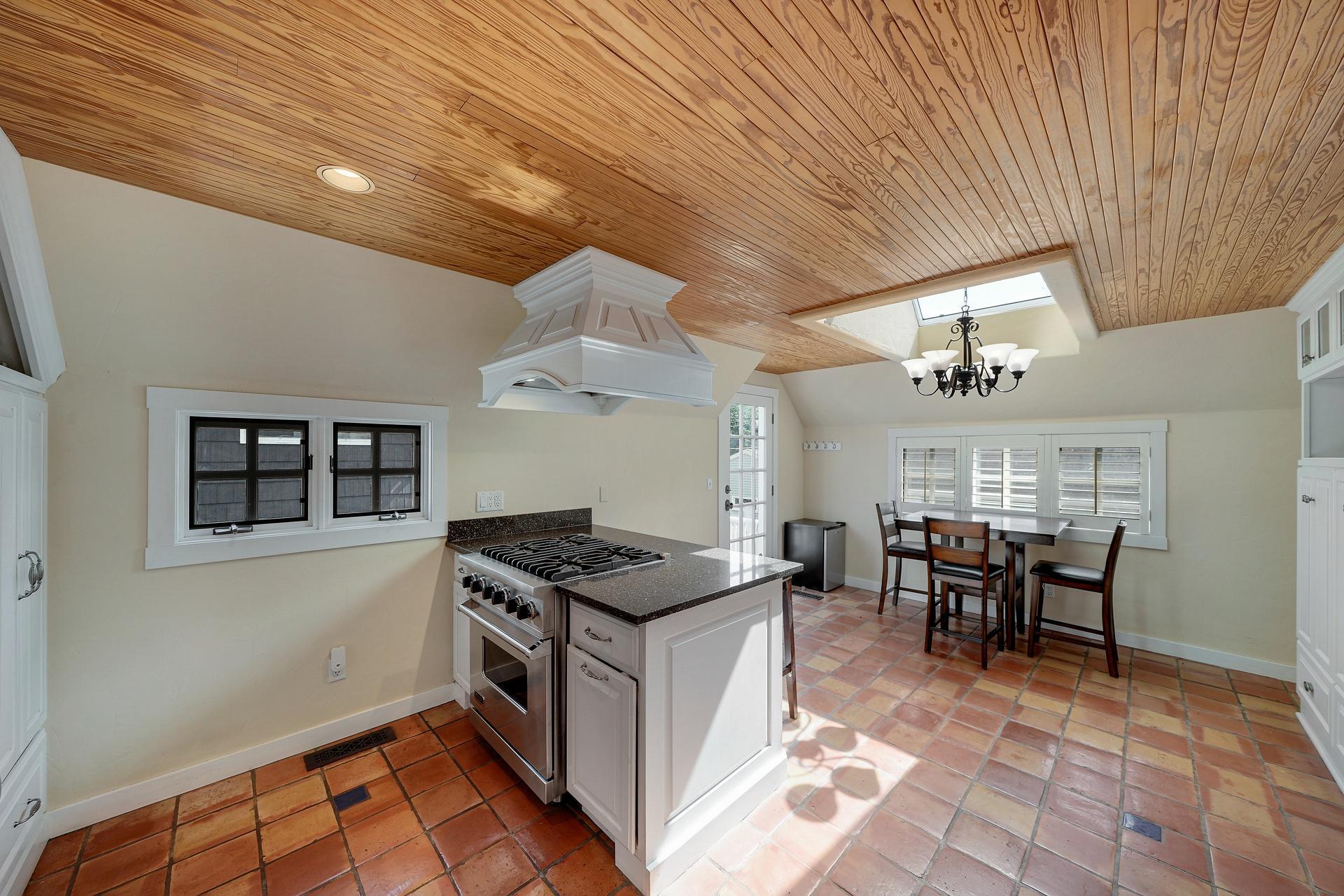 View of Residential at 1170 Fairmount Avenue, Saint Paul MN 55105, Saint Paul (18 of 58) - Mike Wilen | Minnesota Team Real Estate