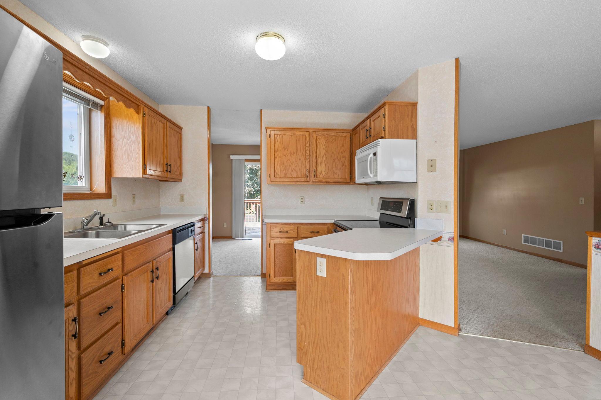 View of Residential at 7212 96th Street, Cottage Grove MN 55016, Cottage Grove (5 of 20) - Mike Wilen | Minnesota Team Real Estate