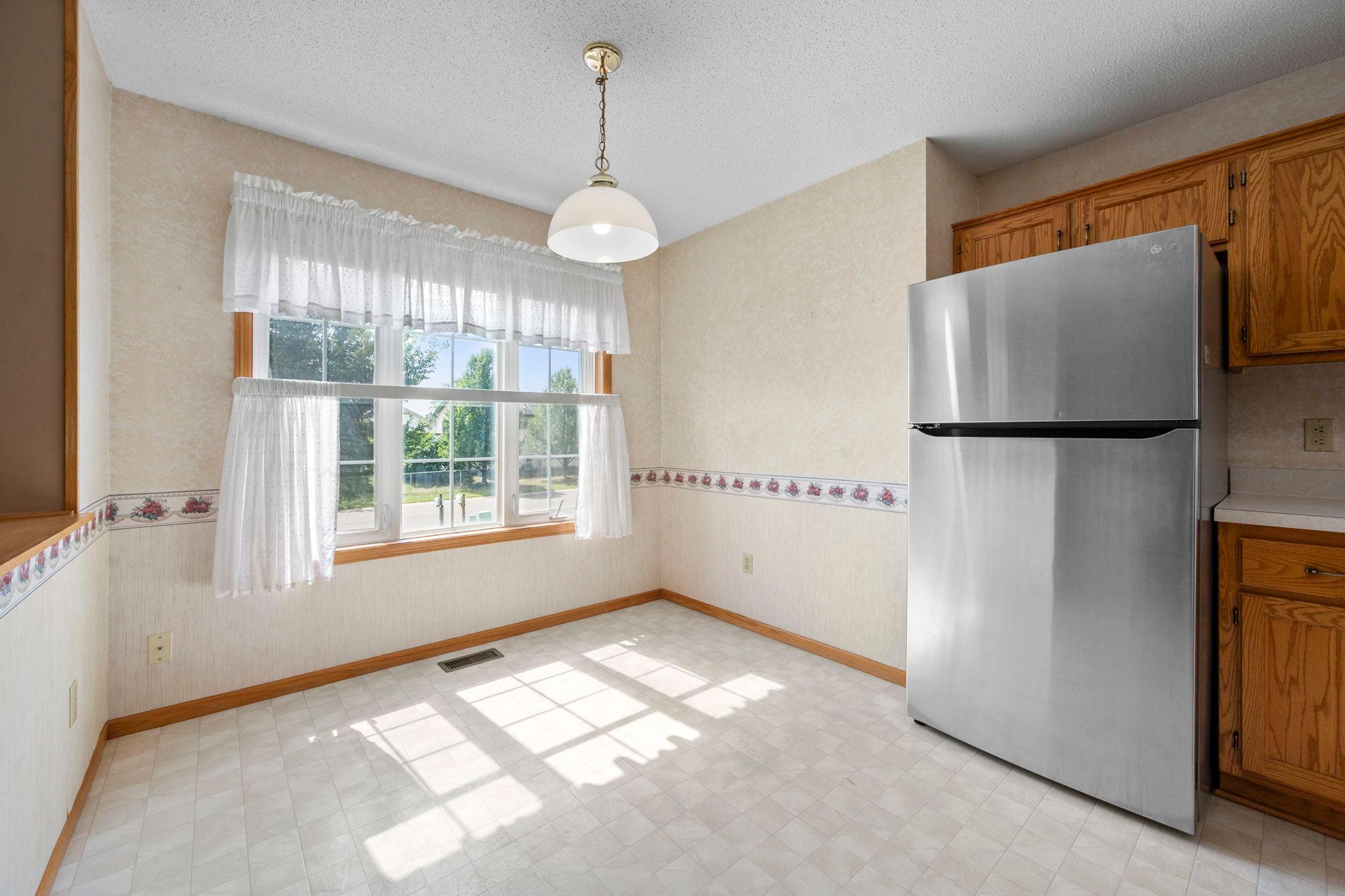 View of Residential at 7212 96th Street, Cottage Grove MN 55016, Cottage Grove (7 of 20) - Mike Wilen | Minnesota Team Real Estate