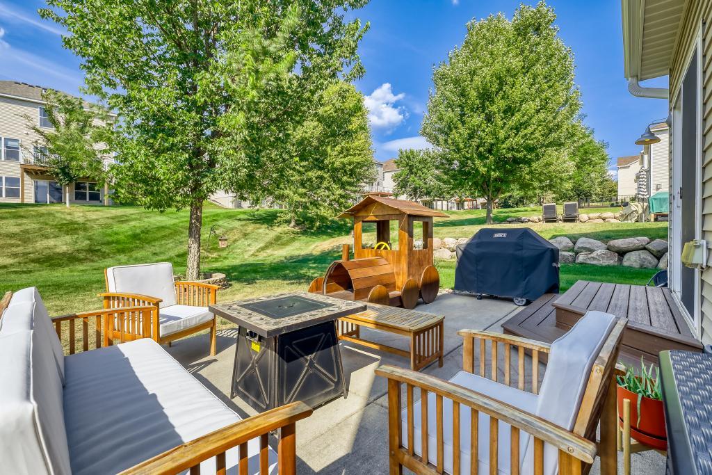 View of Residential at 2321 Woodcrest Drive, Woodbury MN 55129, Woodbury (27 of 28) - Mike Wilen | Minnesota Team Real Estate