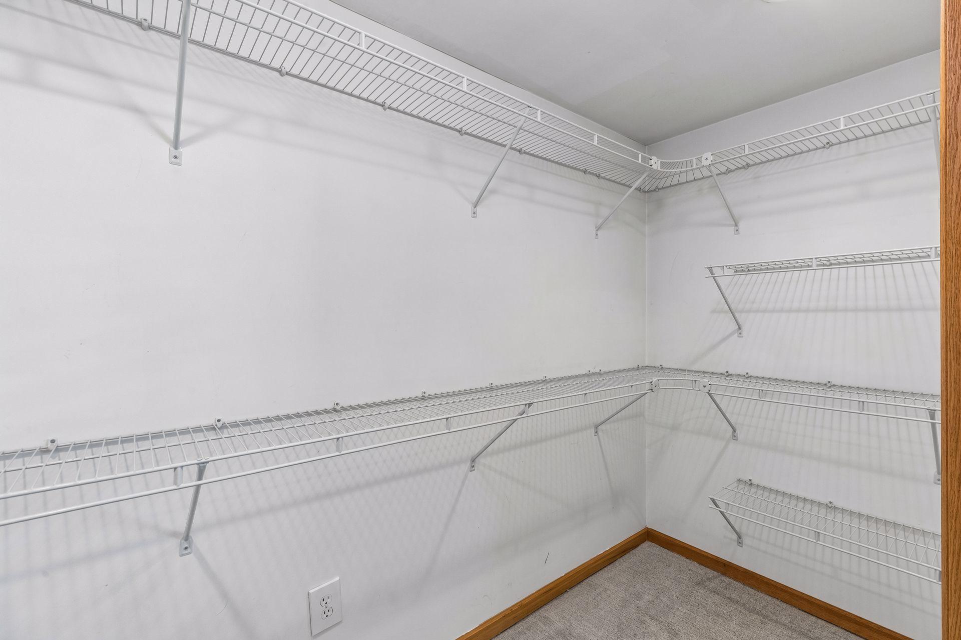 View of Residential at 4817 Zenith Avenue, Minneapolis MN 55410, Minneapolis (33 of 76) - Mike Wilen | Minnesota Team Real Estate