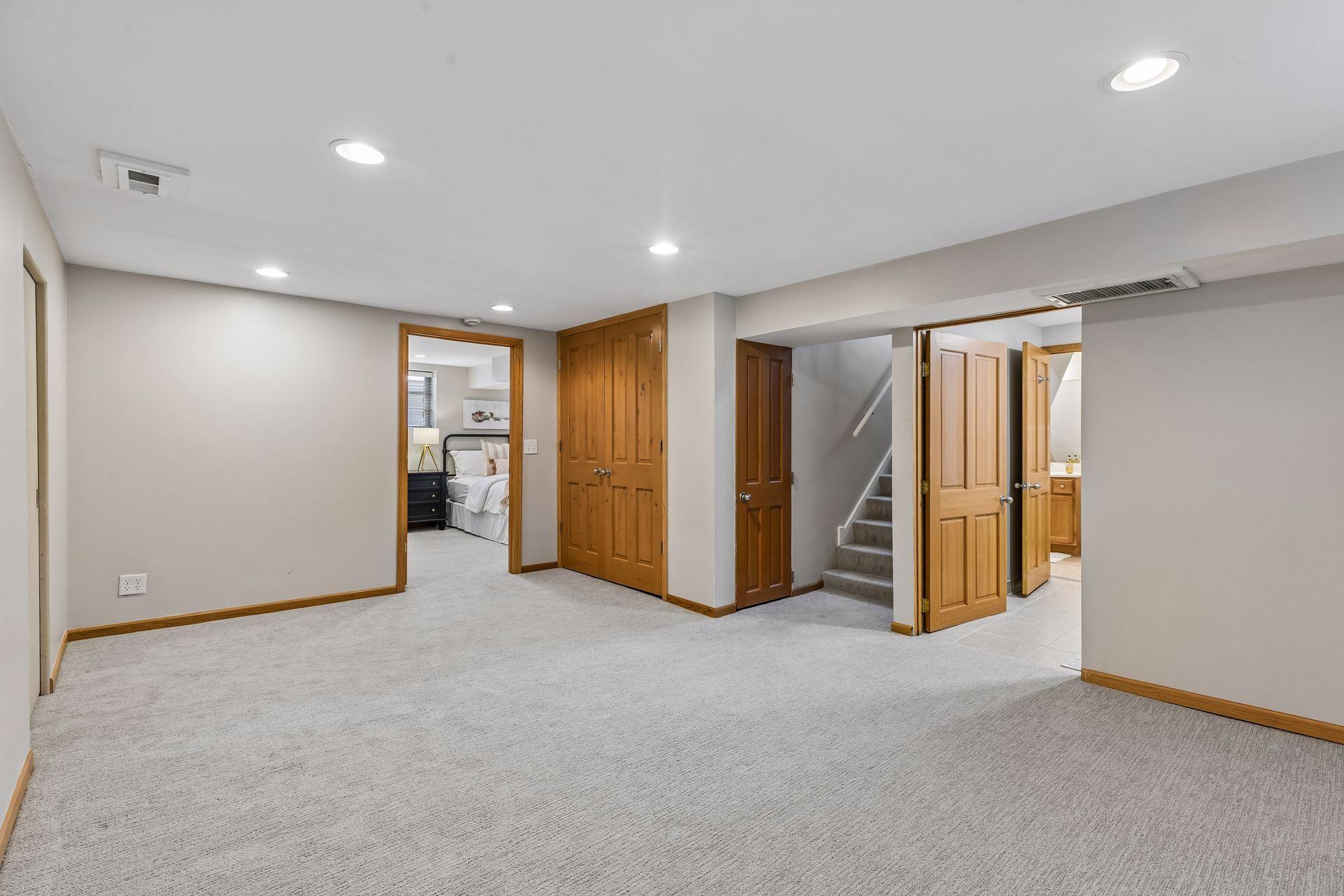 View of Residential at 4817 Zenith Avenue, Minneapolis MN 55410, Minneapolis (27 of 76) - Mike Wilen | Minnesota Team Real Estate