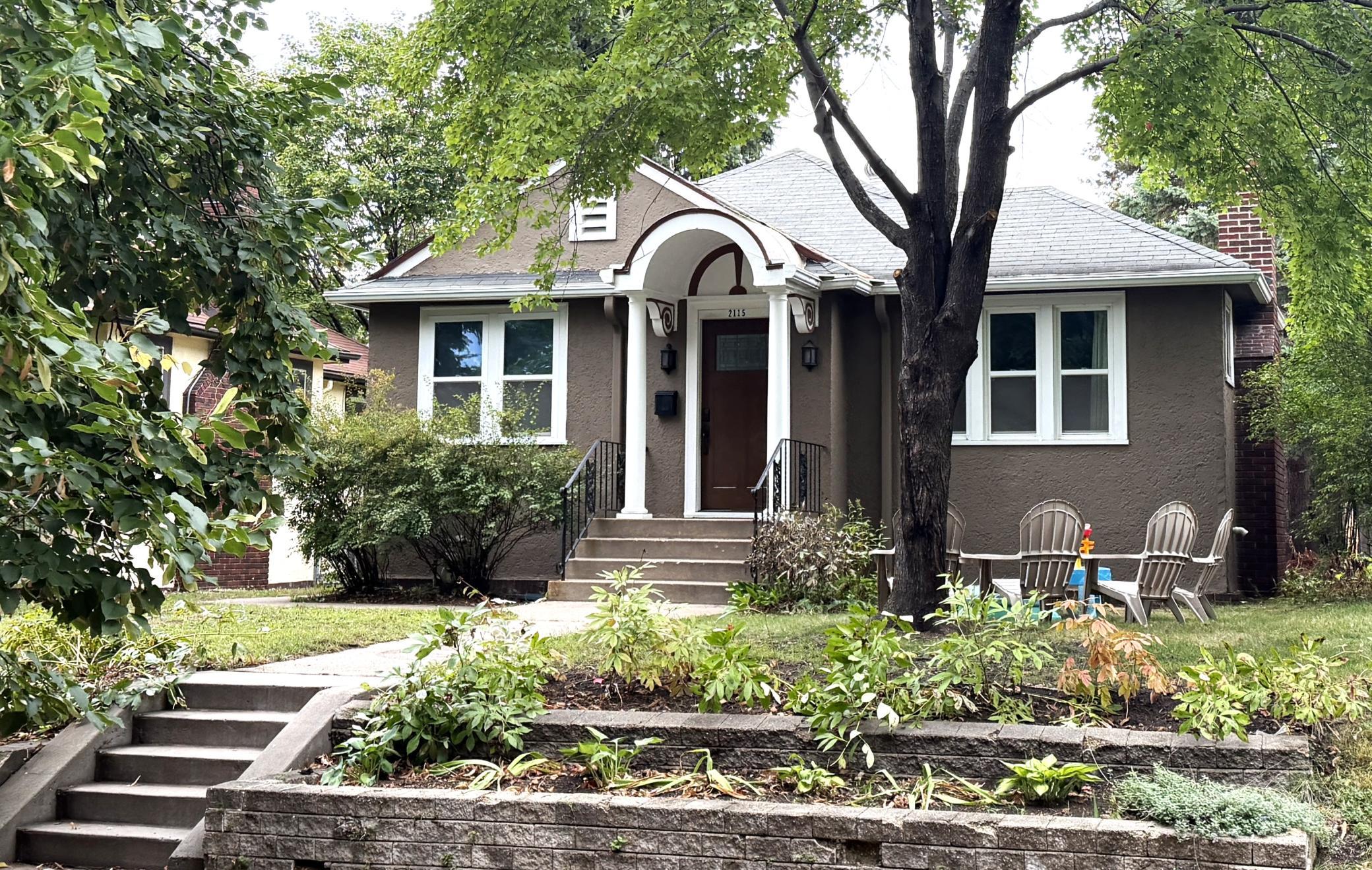 View of Single Family at 2115 Palace Avenue, Saint Paul - Mike Wilen | Minnesota Team Real Estate