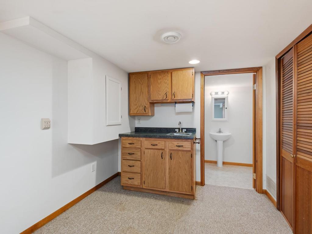 View of Residential at 6315 Knox Avenue, Richfield MN 55423, Richfield (16 of 27) - Mike Wilen | Minnesota Team Real Estate