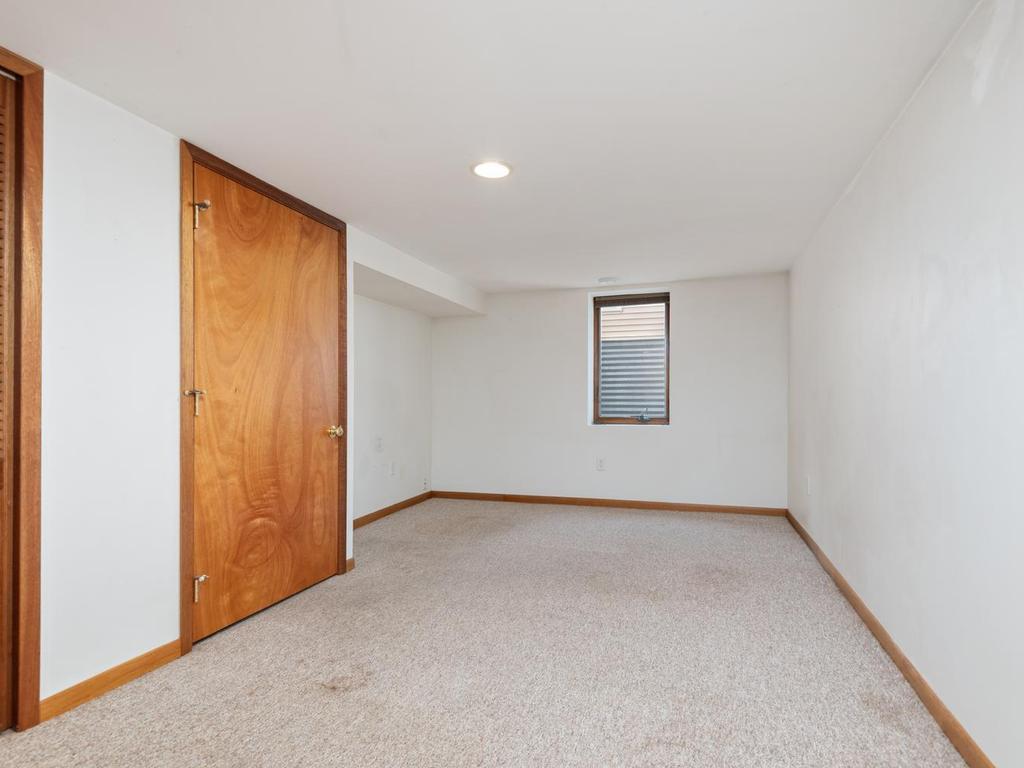 View of Residential at 6315 Knox Avenue, Richfield MN 55423, Richfield (17 of 27) - Mike Wilen | Minnesota Team Real Estate