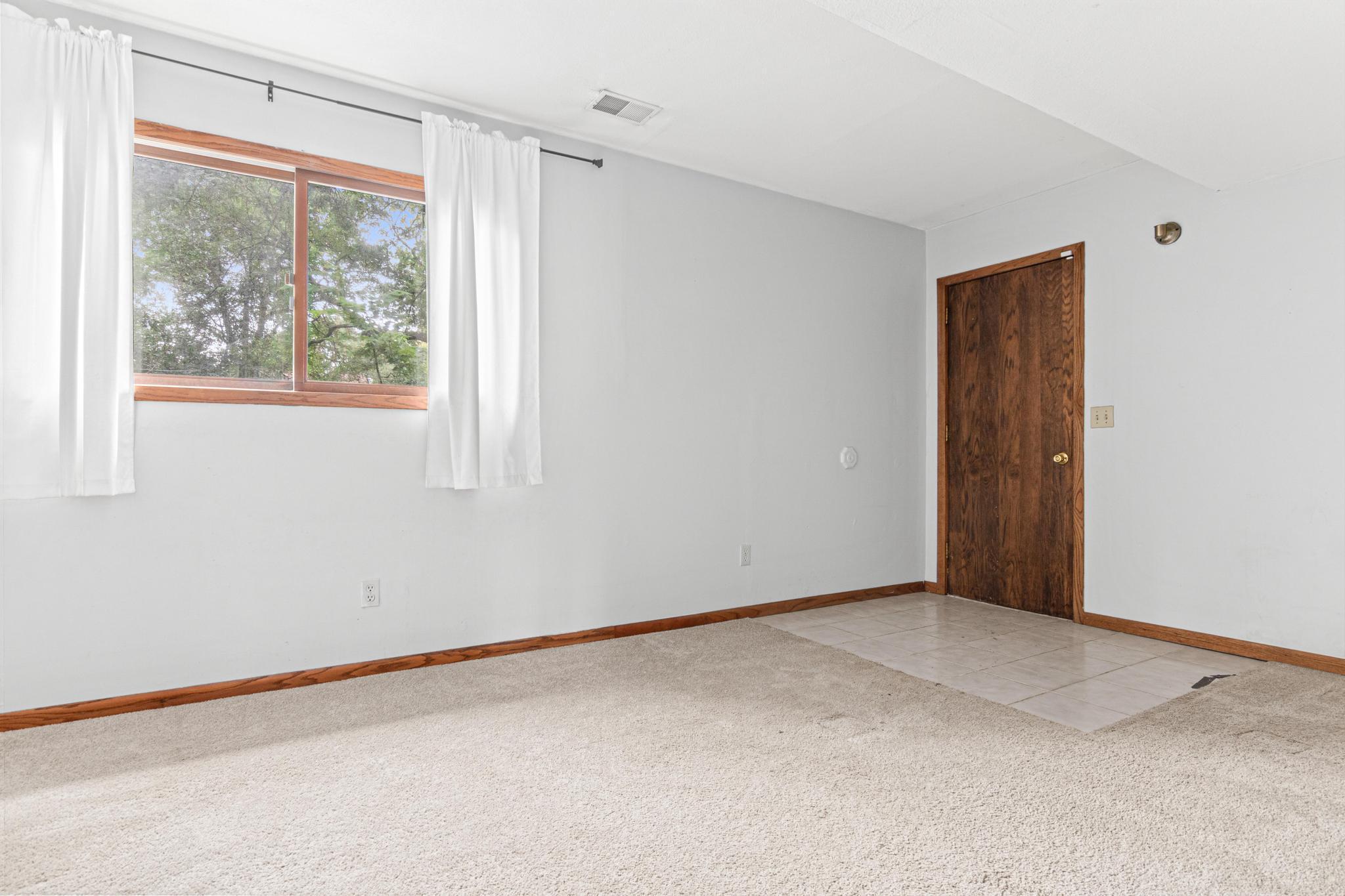 View of Residential at 2400 125th Street, Burnsville MN 55337, Burnsville (25 of 39) - Mike Wilen | Minnesota Team Real Estate