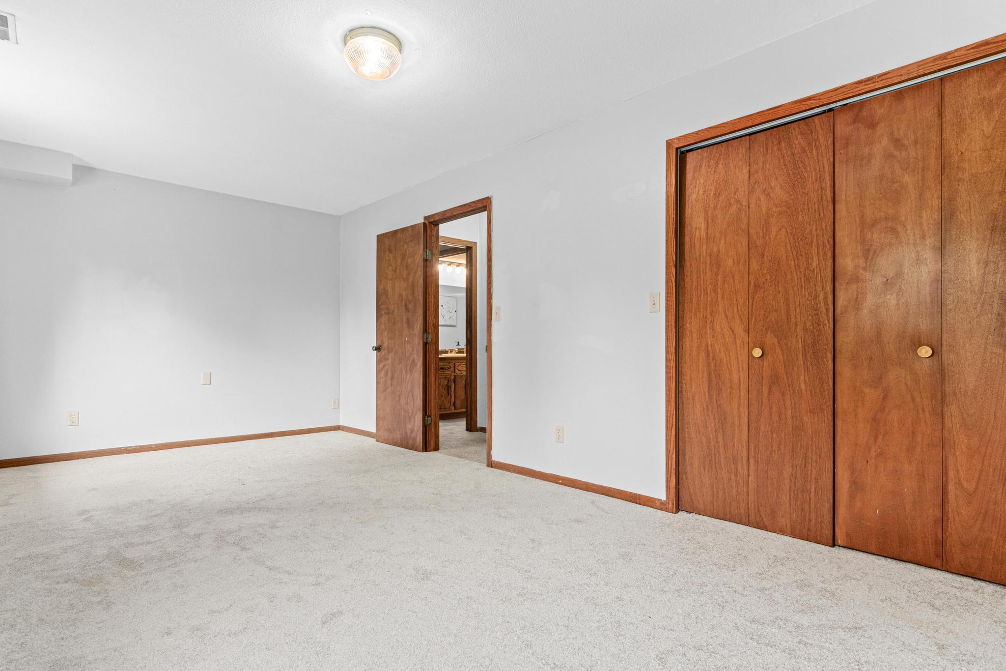 View of Residential at 2400 125th Street, Burnsville MN 55337, Burnsville (29 of 39) - Mike Wilen | Minnesota Team Real Estate