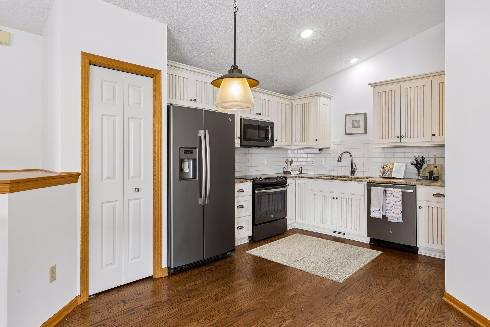 View of Residential at 9765 Zinnia Lane, Maple Grove MN 55369, Maple Grove (4 of 25) - Mike Wilen | Minnesota Team Real Estate
