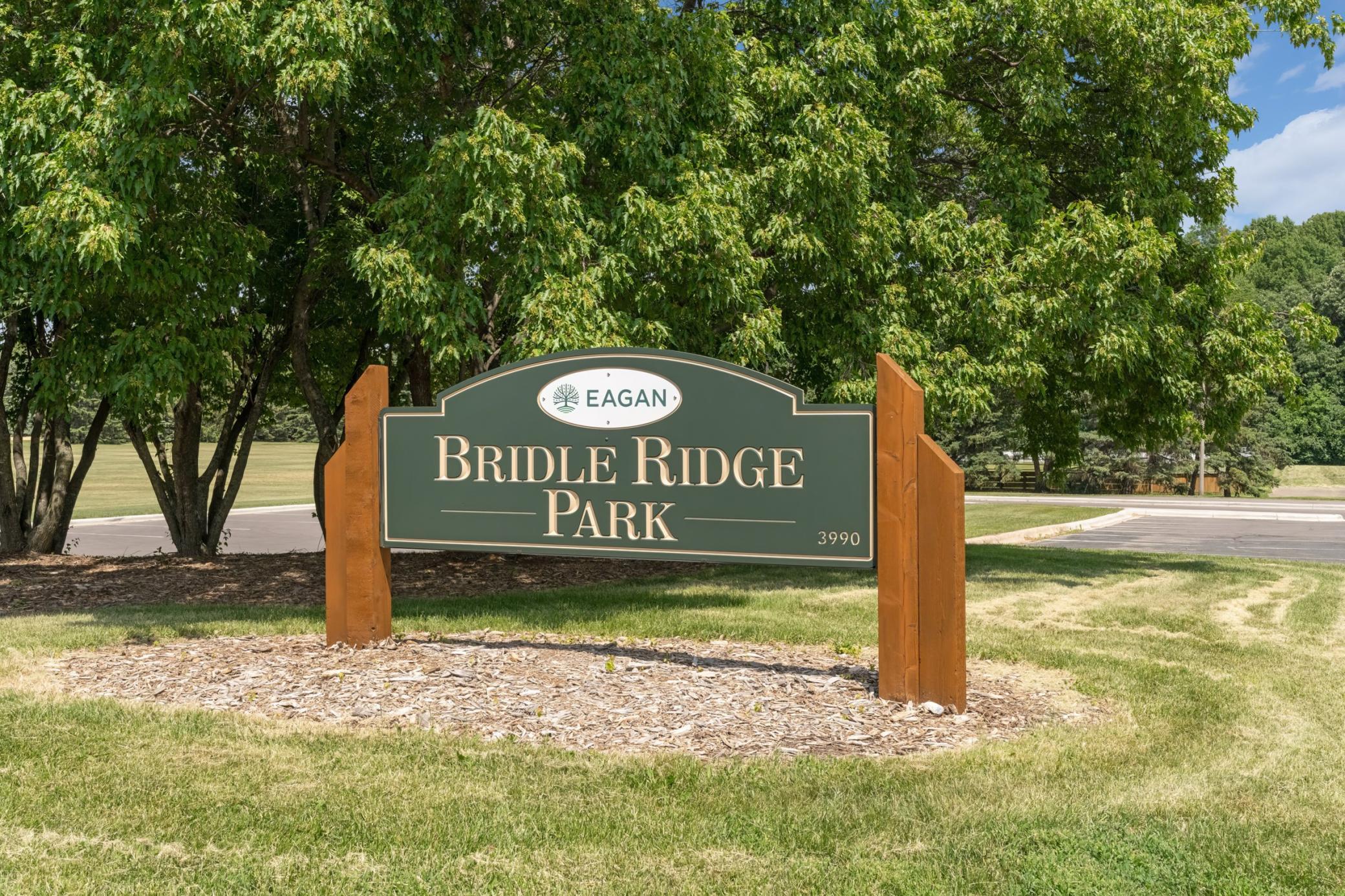 View of Residential at 4089 Pennsylvania Avenue, Eagan MN 55123, Eagan (37 of 39) - Mike Wilen | Minnesota Team Real Estate