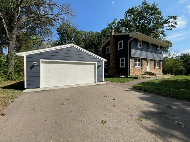 View of Residential at 928 Griffin Avenue, Mahtomedi MN 55115, Mahtomedi (3 of 11) - Mike Wilen | Minnesota Team Real Estate