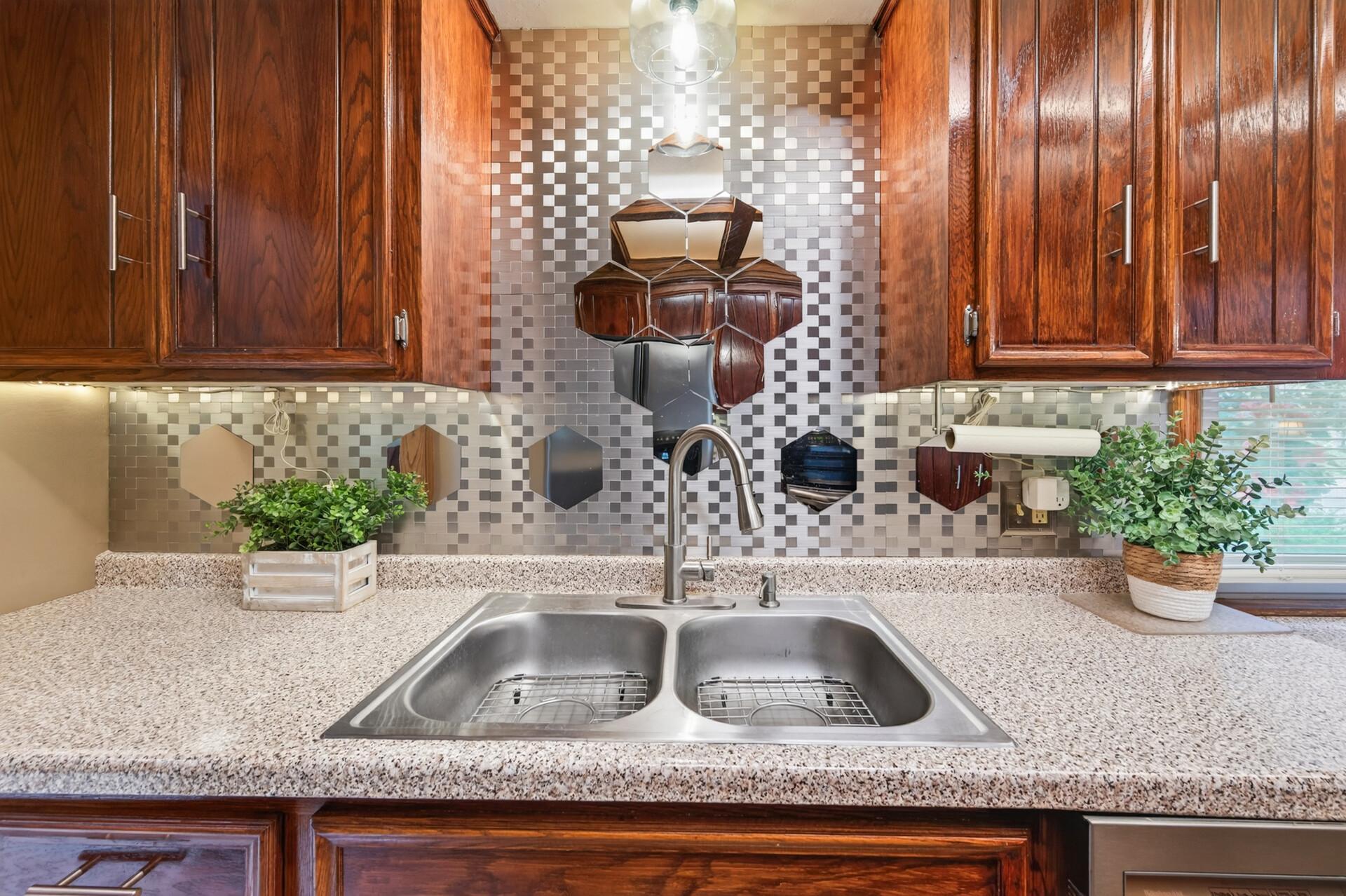 View of Residential at 7930 26th Street, Saint Louis Park MN 55426, Saint Louis Park (8 of 36) - Mike Wilen | Minnesota Team Real Estate