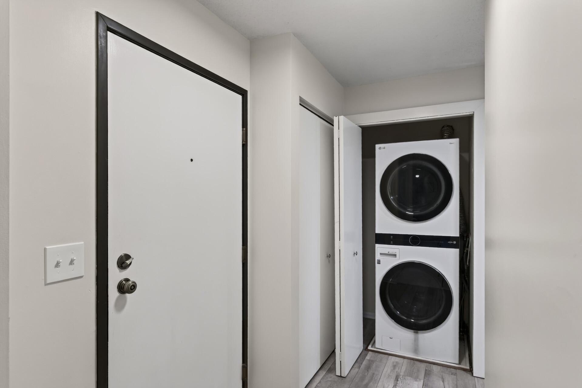 View of Residential at 4625 Minnetonka Boulevard #202, Saint Louis Park MN 55416, Saint Louis Park (11 of 25) - Mike Wilen | Minnesota Team Real Estate