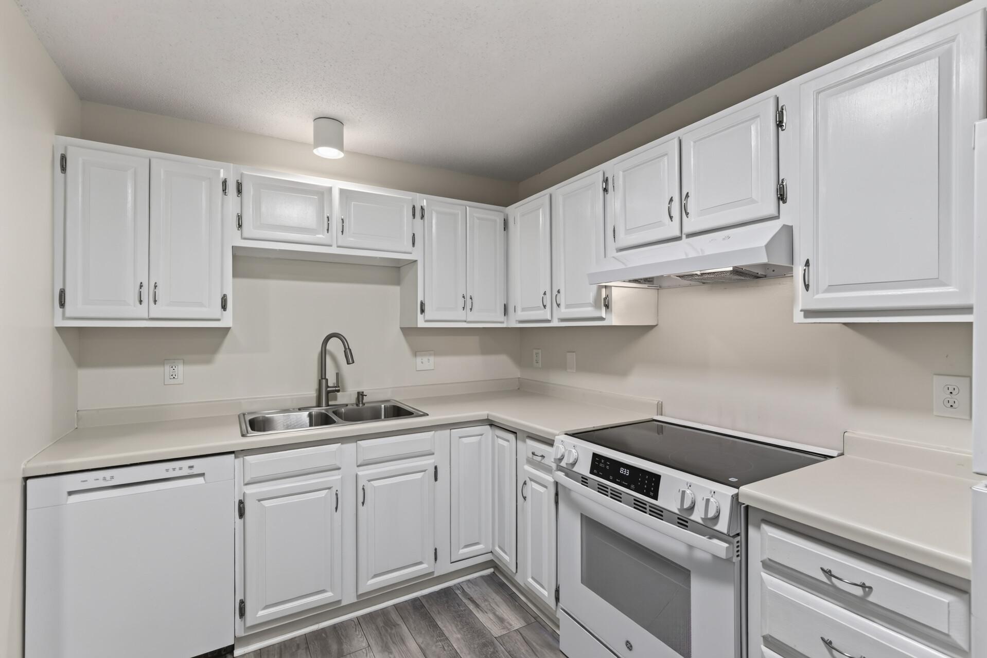 View of Residential at 4625 Minnetonka Boulevard #202, Saint Louis Park MN 55416, Saint Louis Park (14 of 25) - Mike Wilen | Minnesota Team Real Estate