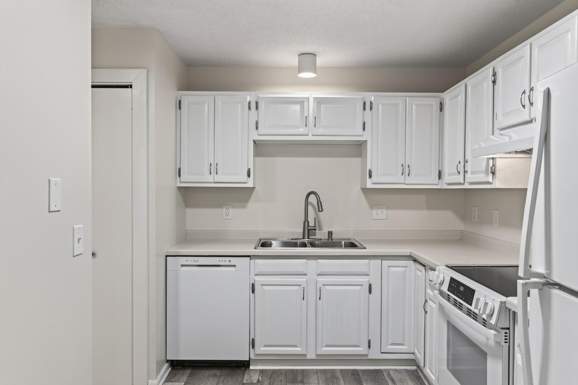 View of Residential at 4625 Minnetonka Boulevard #202, Saint Louis Park MN 55416, Saint Louis Park (12 of 25) - Mike Wilen | Minnesota Team Real Estate