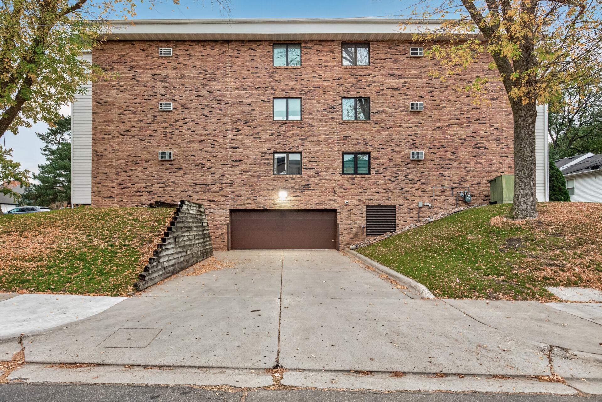 View of Residential at 4625 Minnetonka Boulevard #202, Saint Louis Park MN 55416, Saint Louis Park (22 of 25) - Mike Wilen | Minnesota Team Real Estate