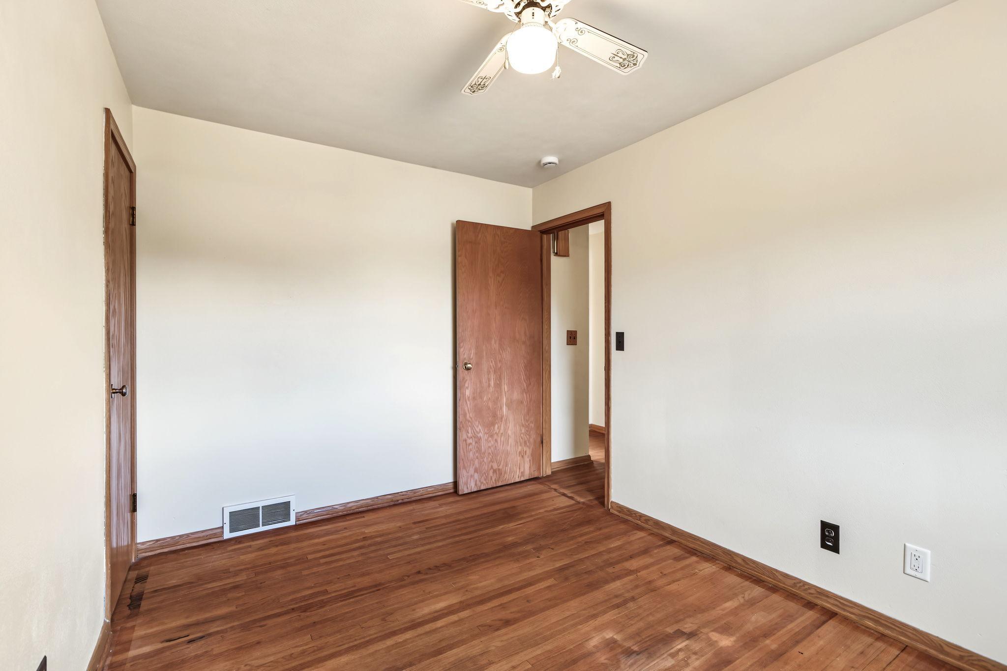 View of Residential at 3004 Bellaire Avenue, Maplewood MN 55109, Maplewood (20 of 47) - Mike Wilen | Minnesota Team Real Estate