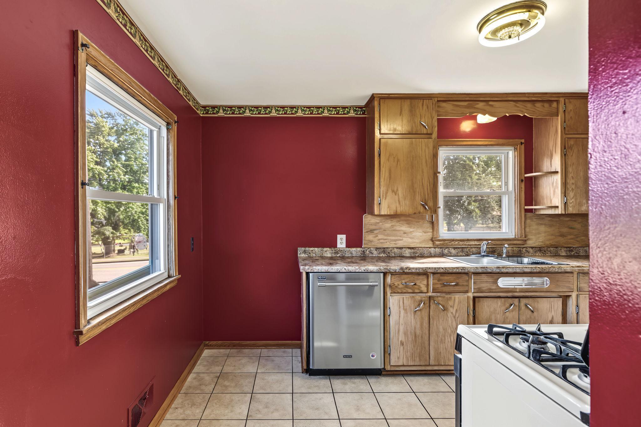 View of Residential at 3004 Bellaire Avenue, Maplewood MN 55109, Maplewood (19 of 47) - Mike Wilen | Minnesota Team Real Estate