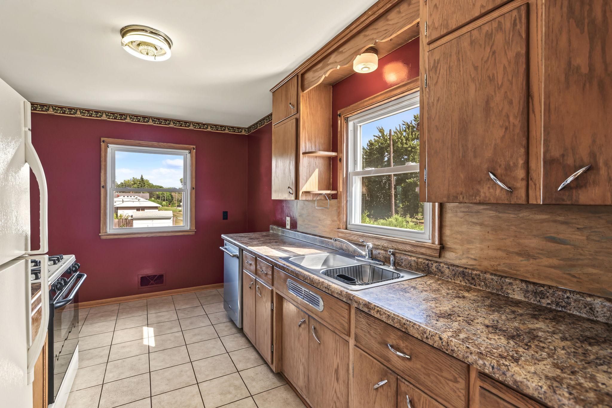 View of Residential at 3004 Bellaire Avenue, Maplewood MN 55109, Maplewood (6 of 47) - Mike Wilen | Minnesota Team Real Estate