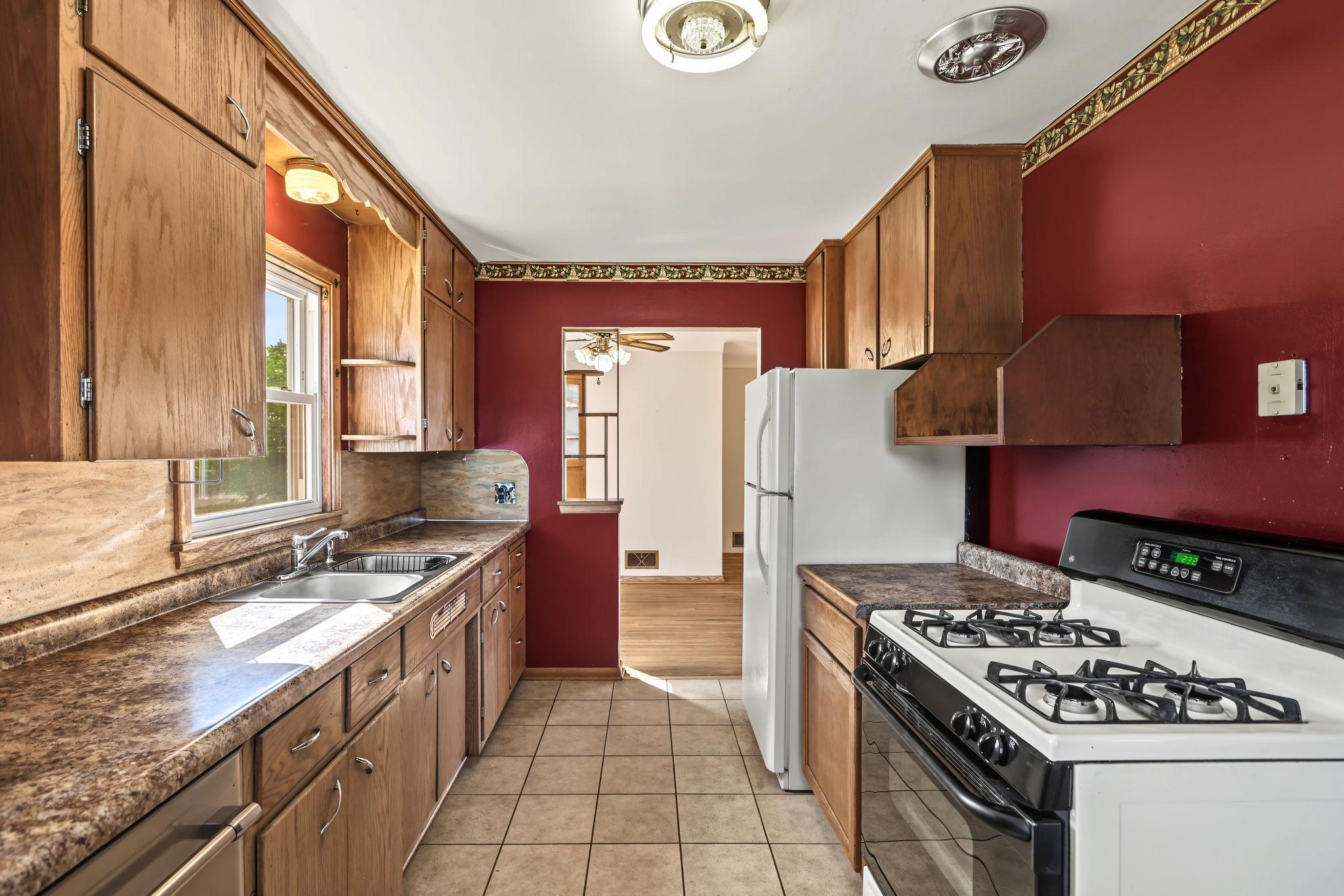 View of Residential at 3004 Bellaire Avenue, Maplewood MN 55109, Maplewood (17 of 47) - Mike Wilen | Minnesota Team Real Estate
