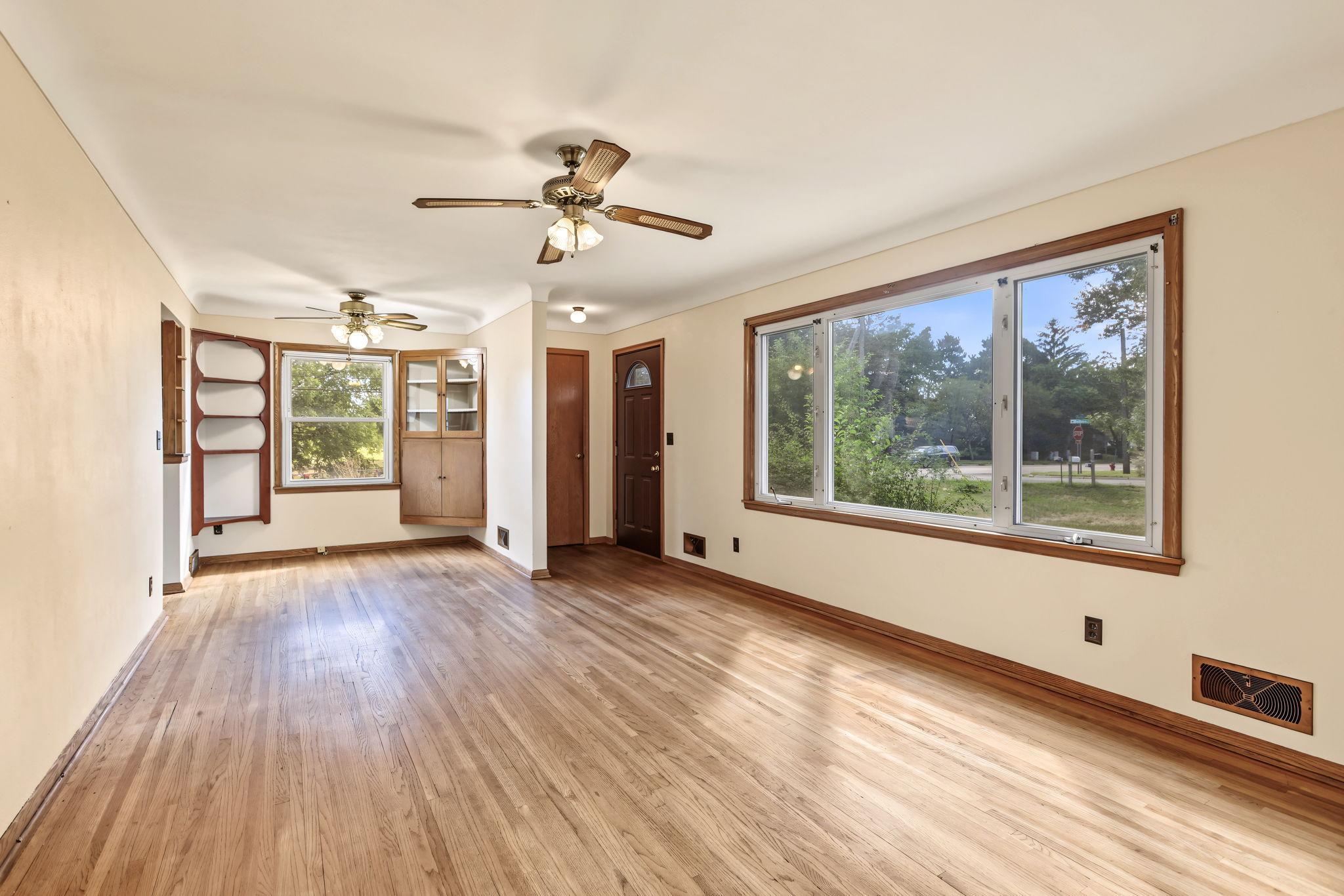 View of Residential at 3004 Bellaire Avenue, Maplewood MN 55109, Maplewood (3 of 47) - Mike Wilen | Minnesota Team Real Estate