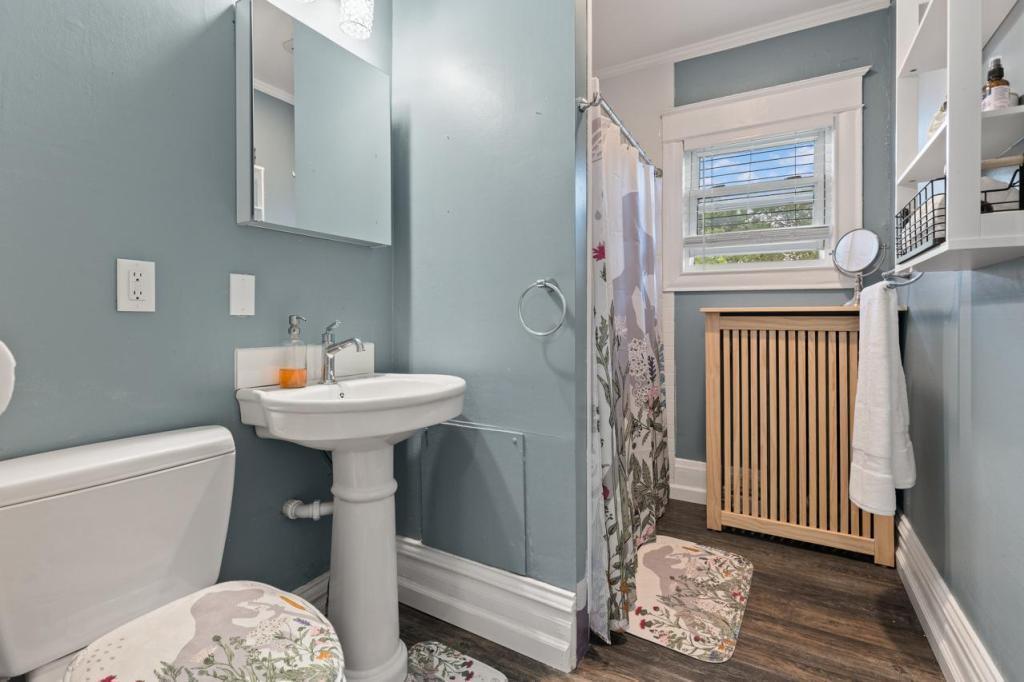 View of Residential Income at 1122 Marshall Avenue, Saint Paul MN 55104, Saint Paul (21 of 36) - Mike Wilen | Minnesota Team Real Estate