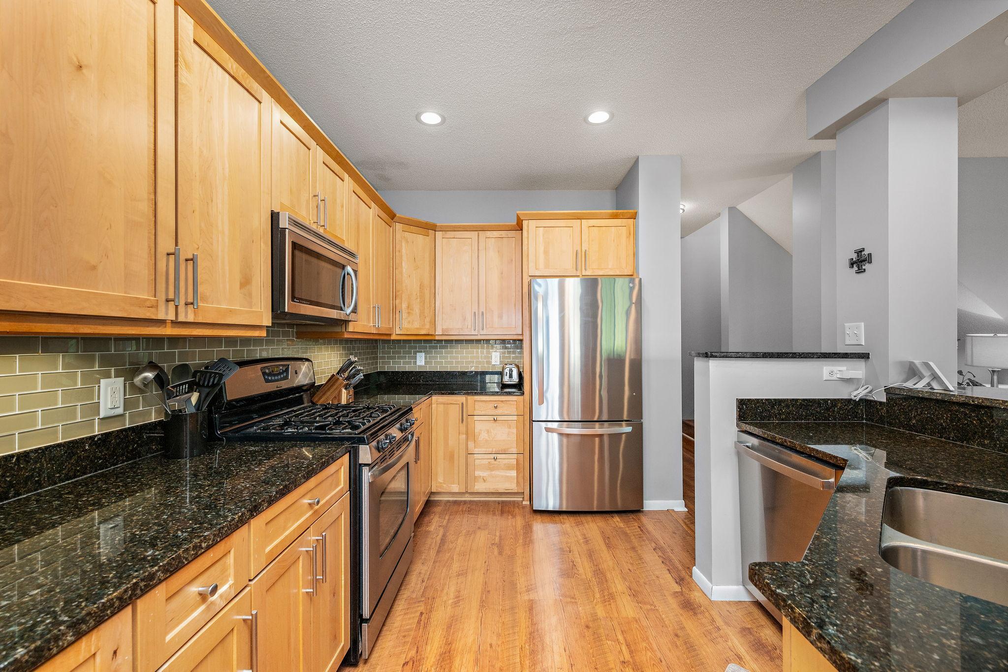 View of Residential at 758 Fairfield Circle, Minnetonka MN 55305, Minnetonka (10 of 23) - Mike Wilen | Minnesota Team Real Estate
