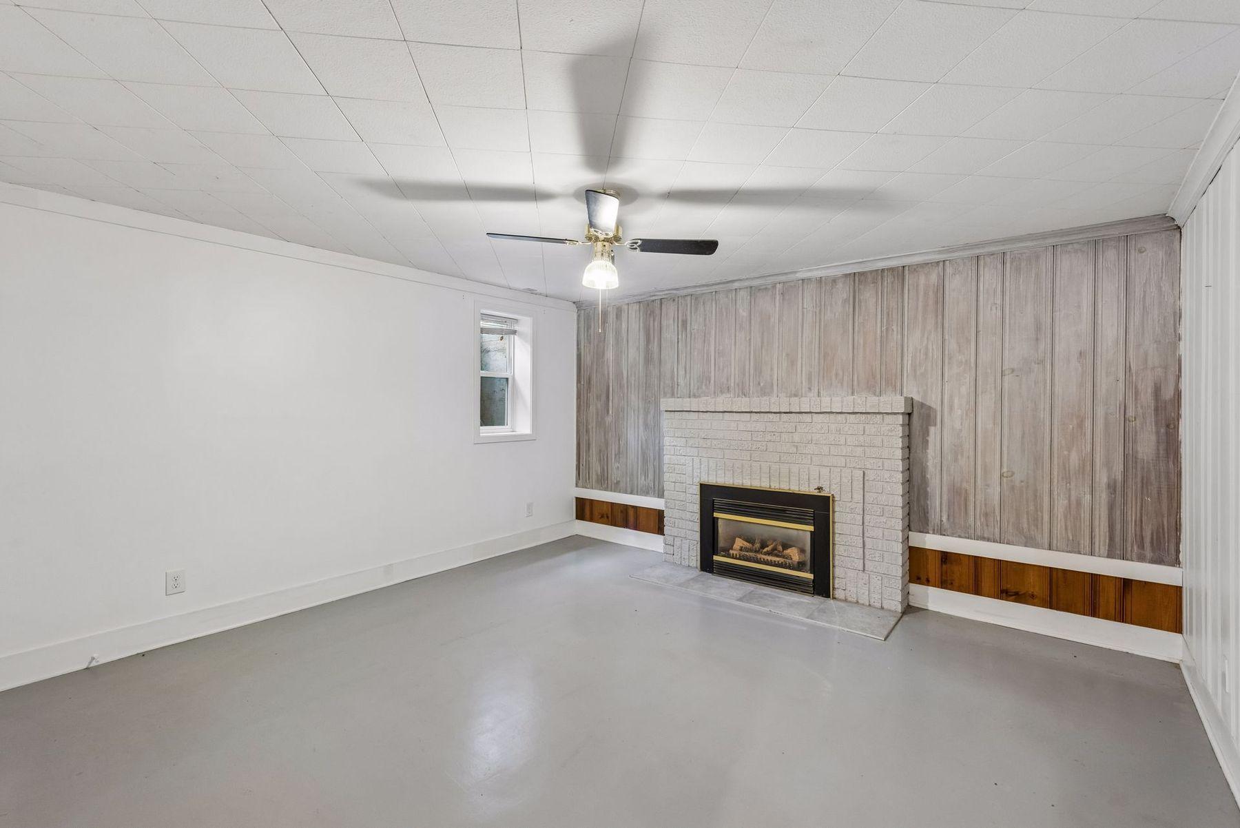 View of Residential at 4525 Abbott Avenue, Minneapolis MN 55410, Minneapolis (26 of 36) - Mike Wilen | Minnesota Team Real Estate