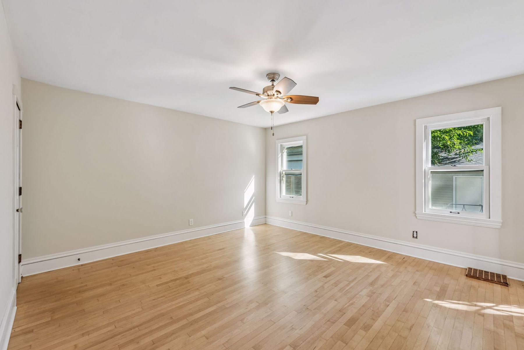View of Residential at 4525 Abbott Avenue, Minneapolis MN 55410, Minneapolis (15 of 36) - Mike Wilen | Minnesota Team Real Estate