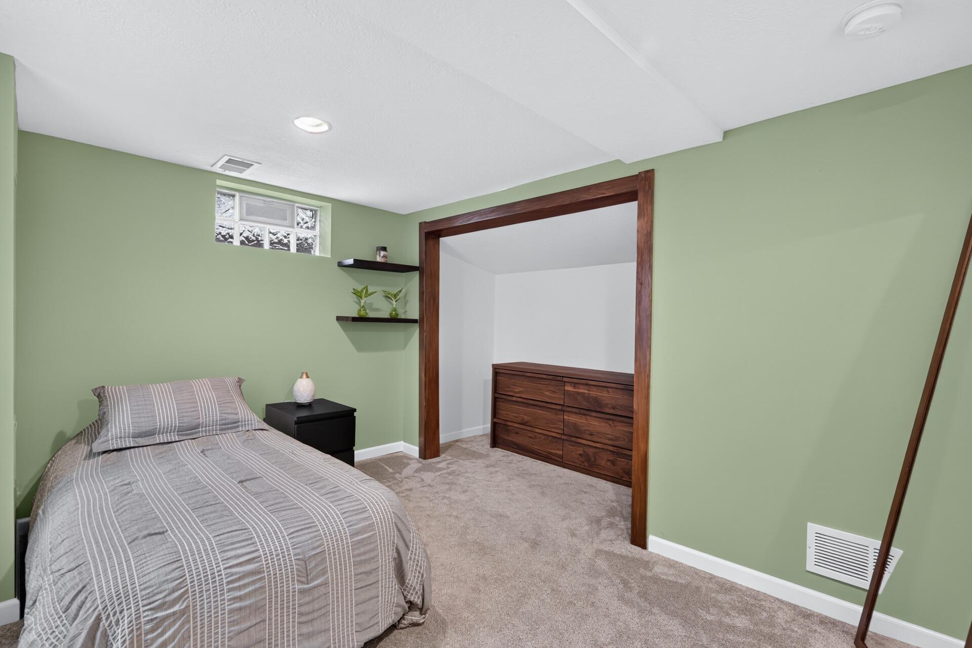 View of Residential at 2705 Georgia Avenue, Saint Louis Park MN 55426, Saint Louis Park (31 of 51) - Mike Wilen | Minnesota Team Real Estate