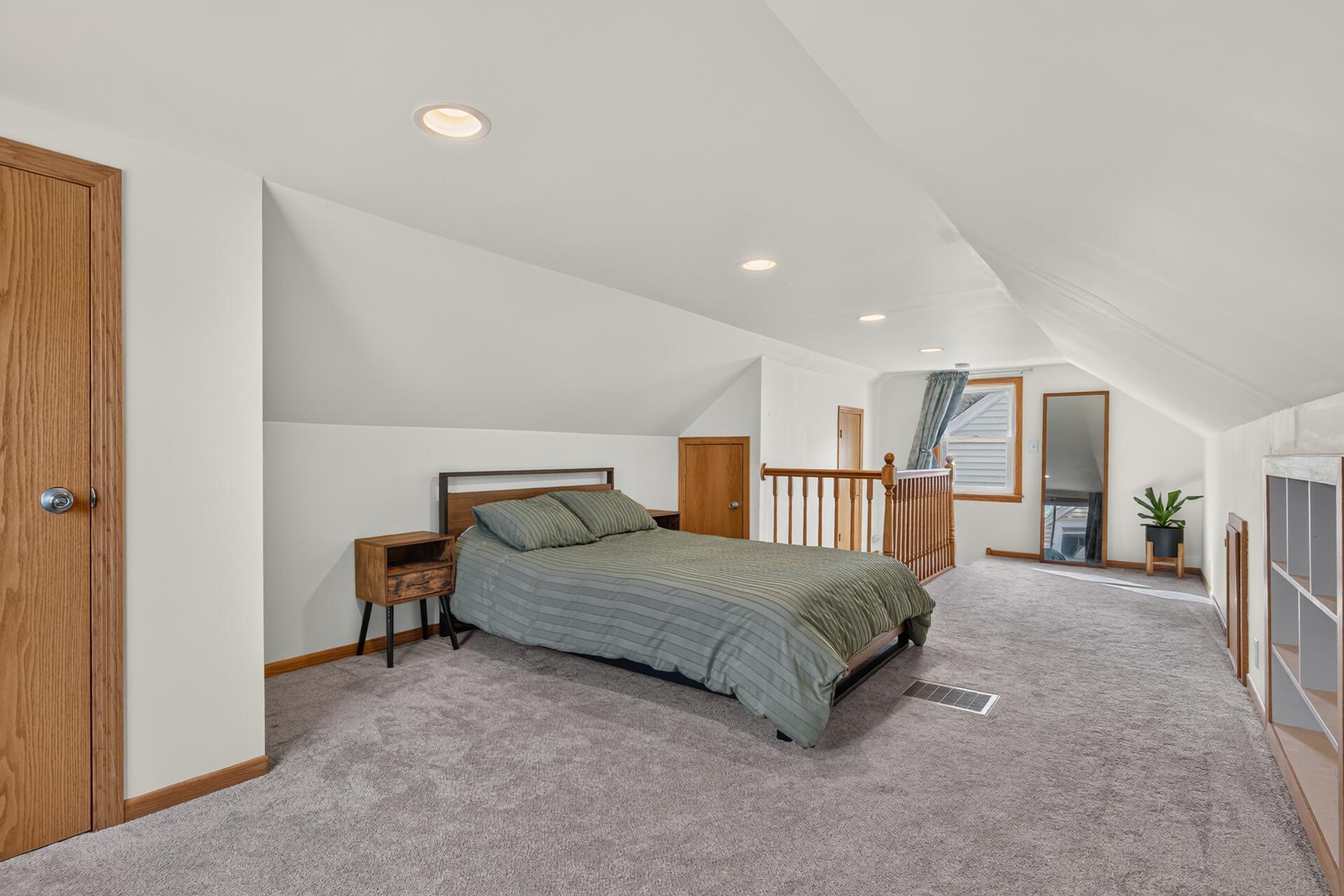 View of Residential at 2705 Georgia Avenue, Saint Louis Park MN 55426, Saint Louis Park (22 of 51) - Mike Wilen | Minnesota Team Real Estate