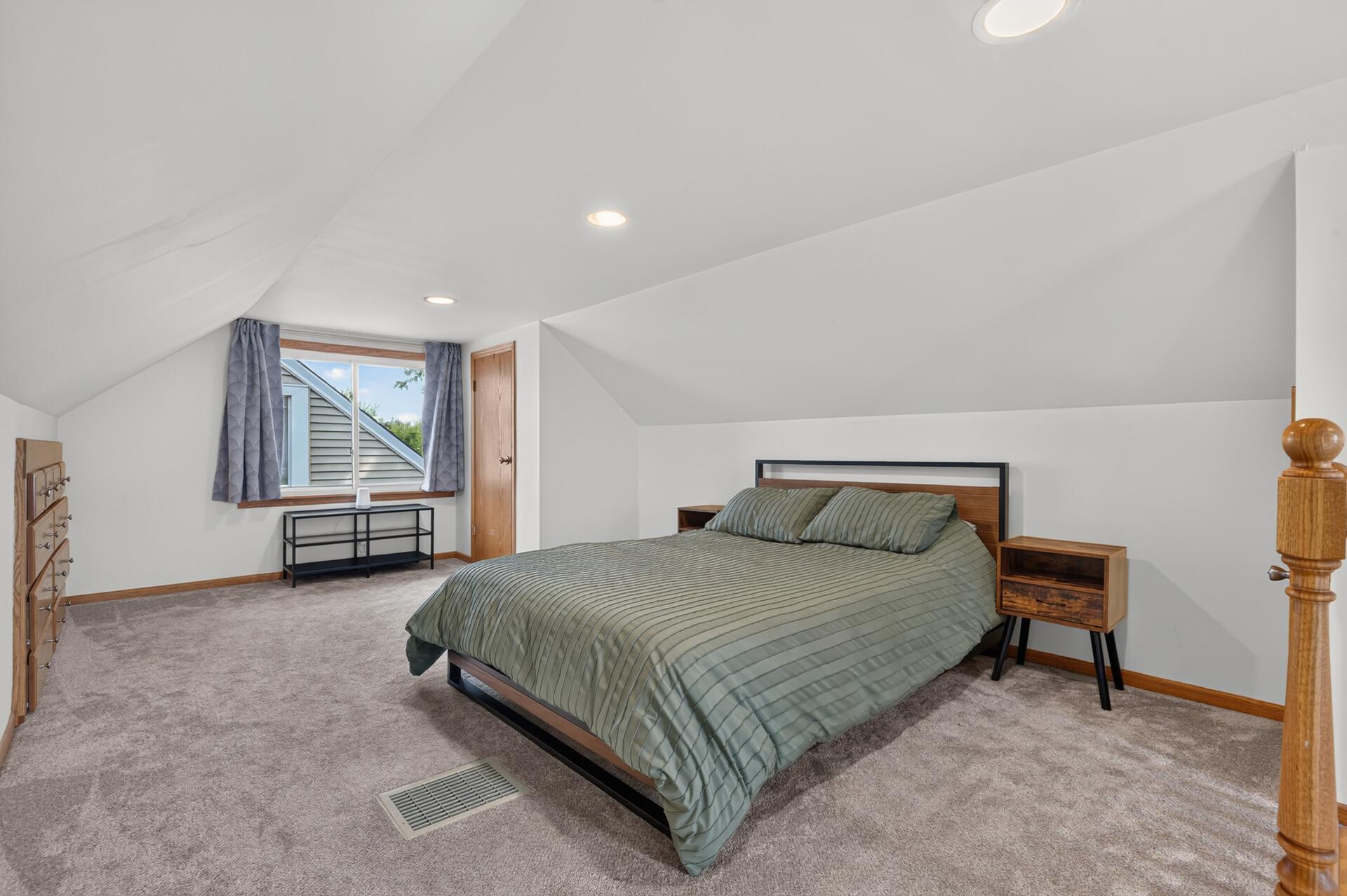 View of Residential at 2705 Georgia Avenue, Saint Louis Park MN 55426, Saint Louis Park (21 of 51) - Mike Wilen | Minnesota Team Real Estate