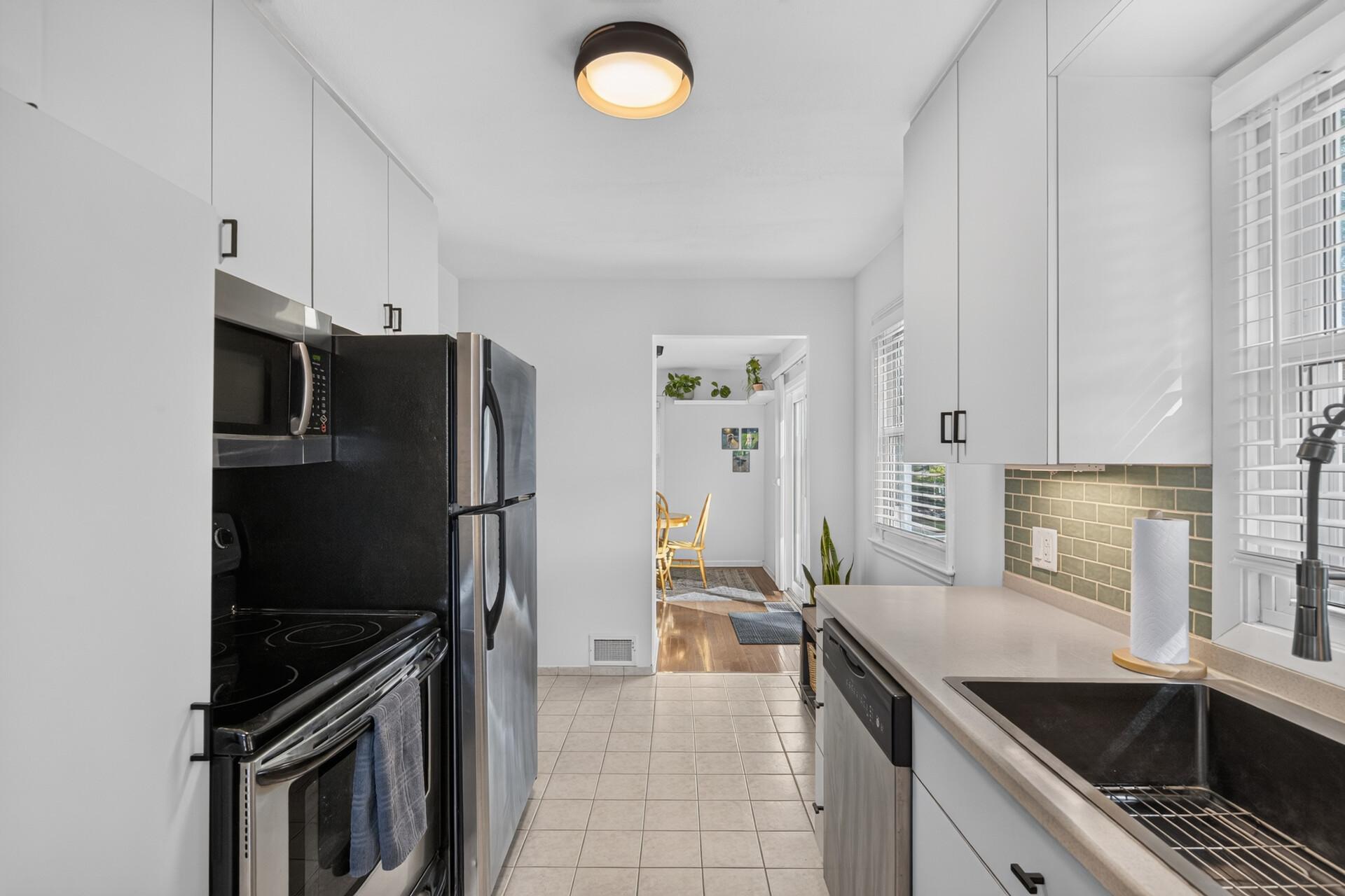 View of Residential at 2705 Georgia Avenue, Saint Louis Park MN 55426, Saint Louis Park (11 of 51) - Mike Wilen | Minnesota Team Real Estate