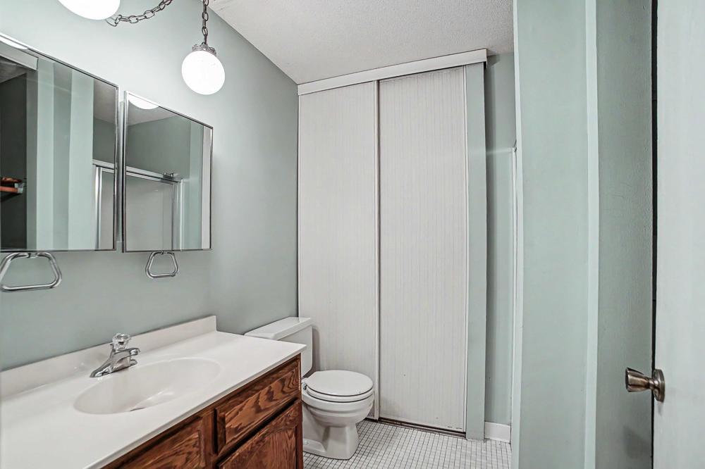 View of Residential at 2680 Oxford Street #107, Roseville MN 55113, Roseville (13 of 39) - Mike Wilen | Minnesota Team Real Estate