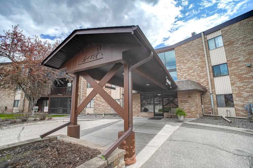 View of Residential at 2680 Oxford Street #107, Roseville MN 55113, Roseville (35 of 39) - Mike Wilen | Minnesota Team Real Estate