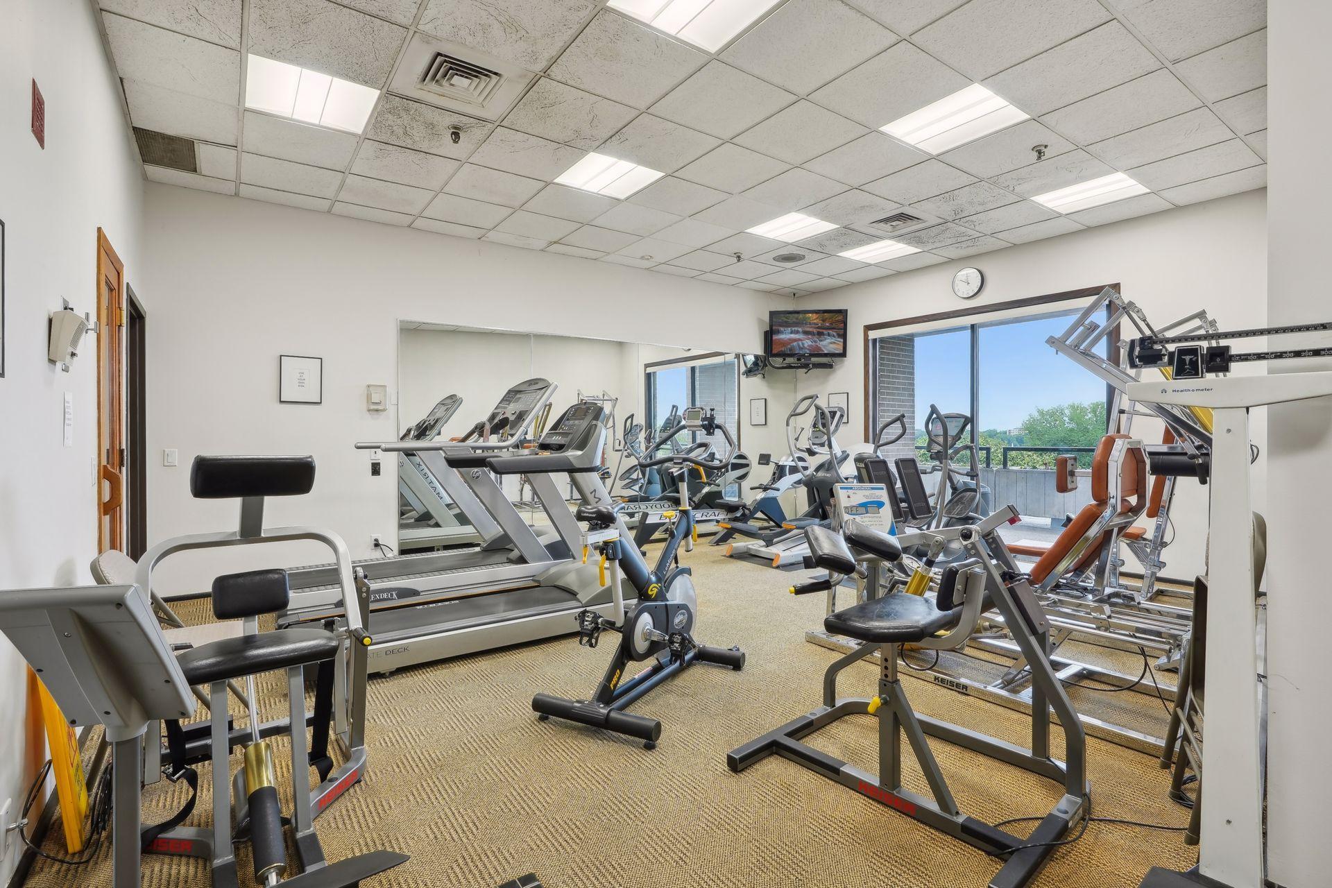 View of Residential at 2950 Dean Parkway #1805, Minneapolis MN 55416, Minneapolis (54 of 85) - Mike Wilen | Minnesota Team Real Estate
