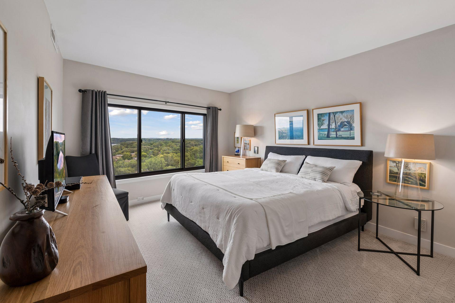 View of Residential at 2950 Dean Parkway #1805, Minneapolis MN 55416, Minneapolis (40 of 85) - Mike Wilen | Minnesota Team Real Estate