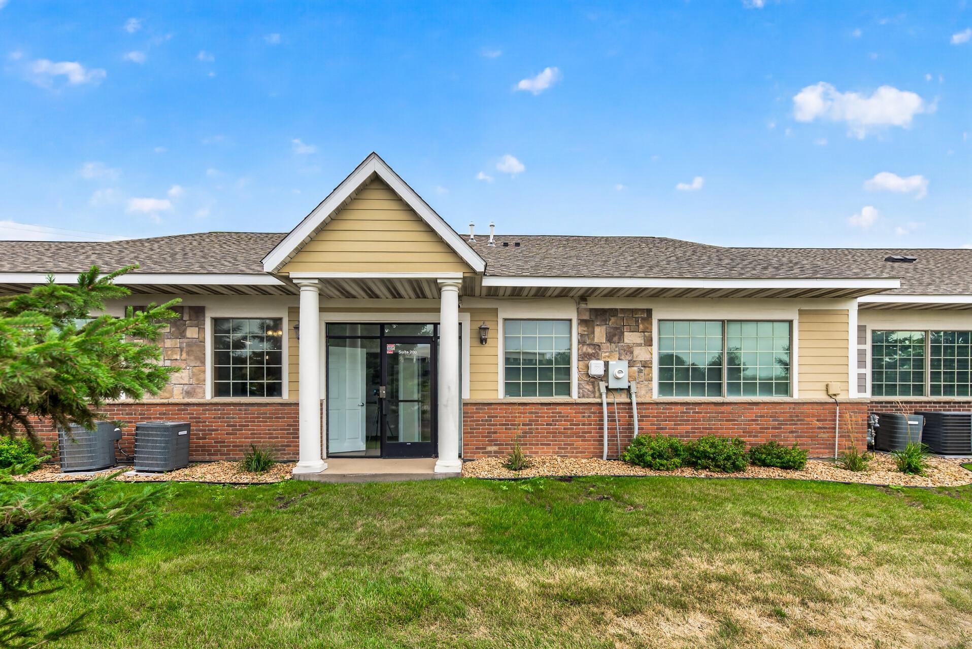 View of Commercial Sale at 1103 Weir Drive #200, Woodbury MN 55125, Woodbury (6 of 48) - Mike Wilen | Minnesota Team Real Estate