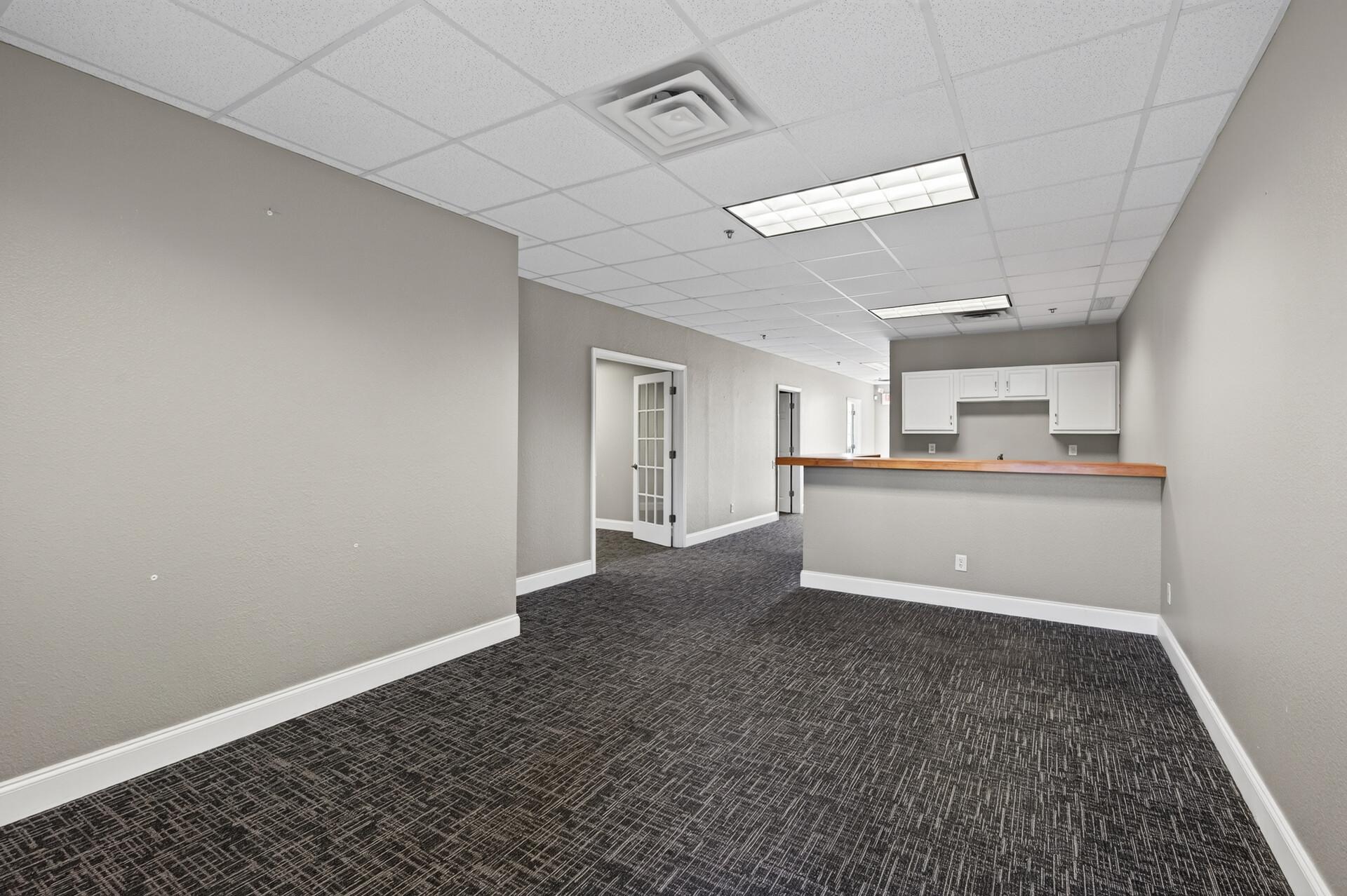 View of Commercial Sale at 1103 Weir Drive #200, Woodbury MN 55125, Woodbury (56 of 68) - Mike Wilen | Minnesota Team Real Estate
